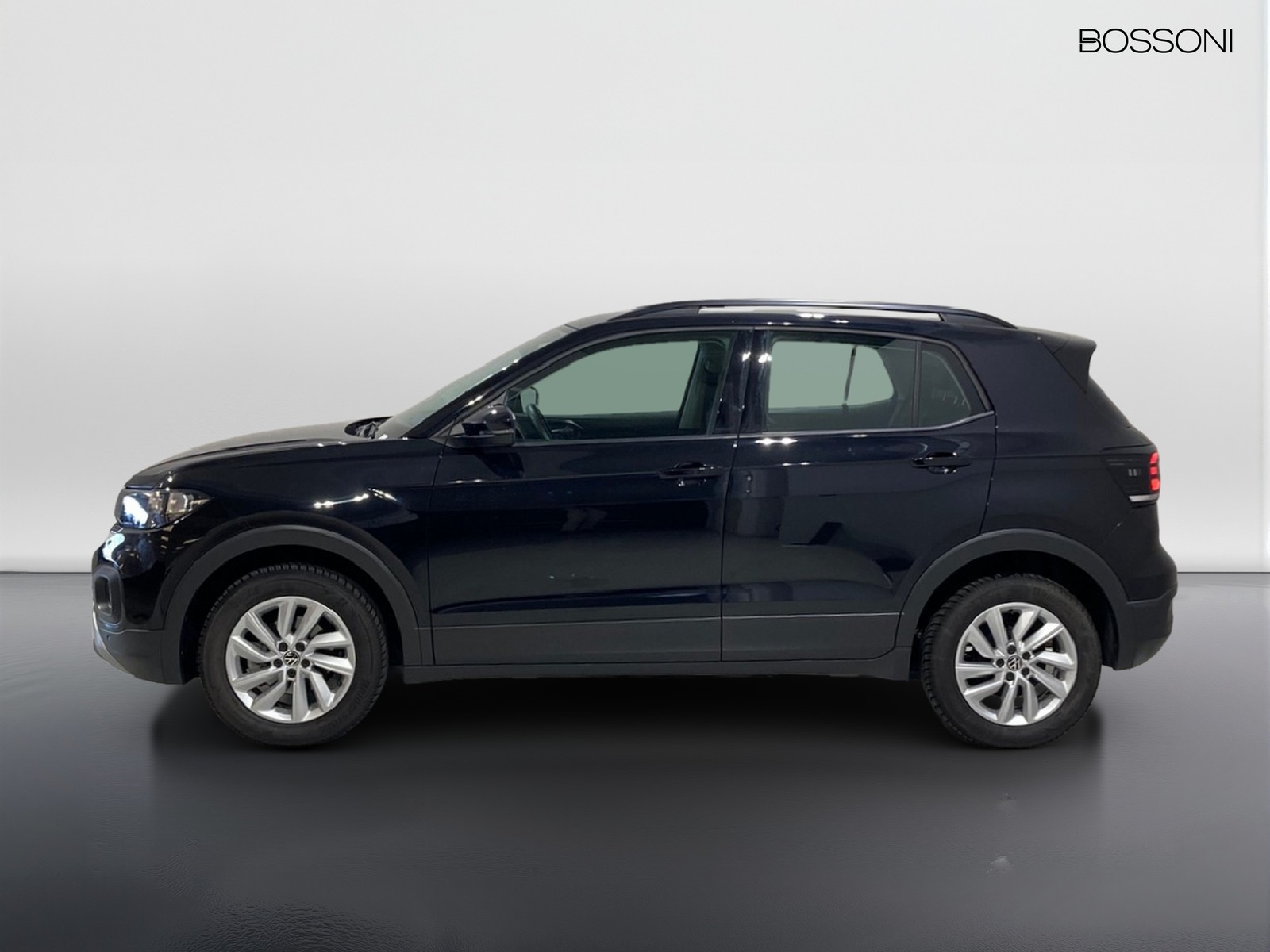 5 - Volkswagen T-Cross 1.0 tsi 95cv style