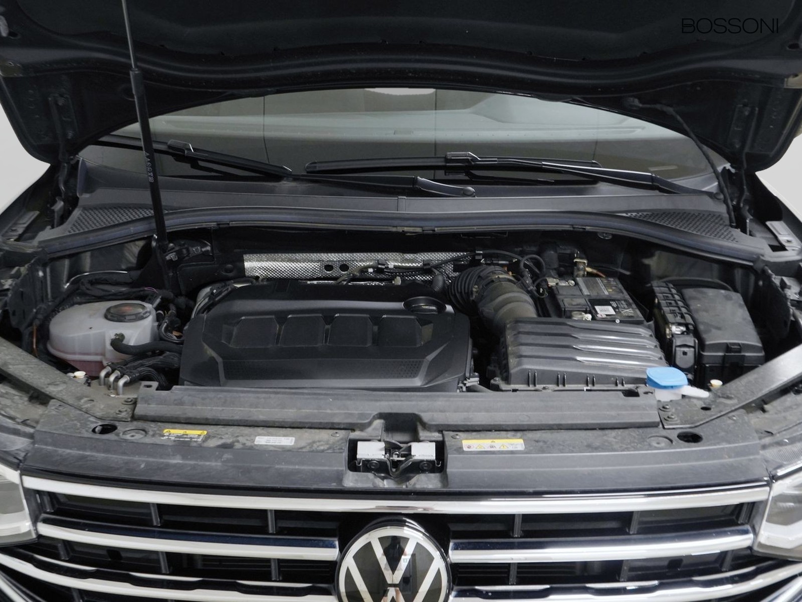 11 - Volkswagen Tiguan 2.0 tdi scr 150cv elegance dsg