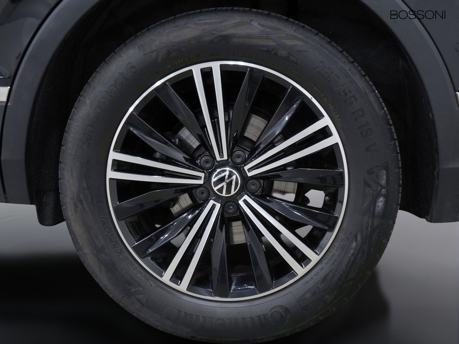 12 - Volkswagen Tiguan 2.0 tdi scr 150cv elegance dsg