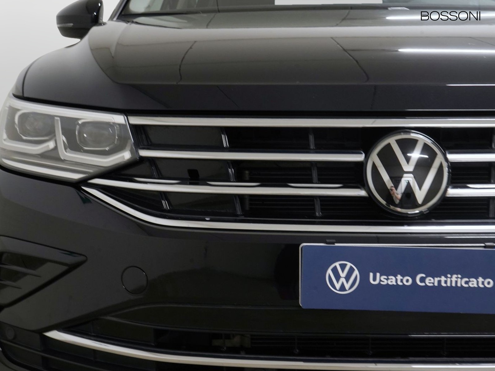 14 - Volkswagen Tiguan 2.0 tdi scr 150cv elegance dsg