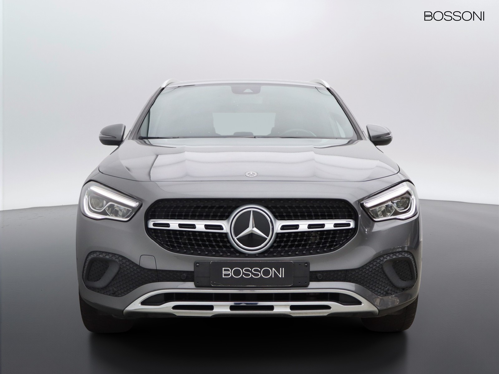 2 - Mercedes GLA 200 d sport plus 8g-dct