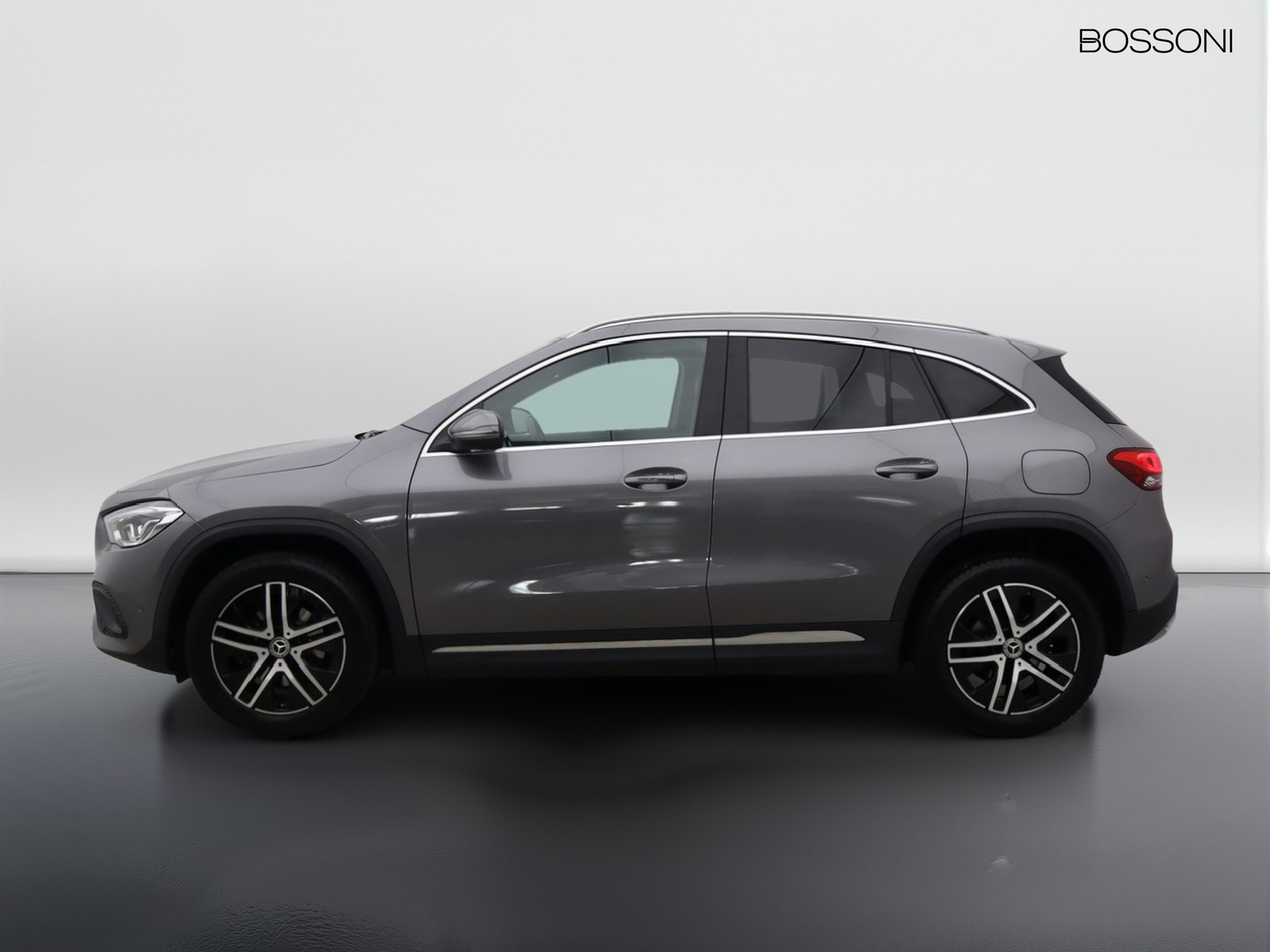 3 - Mercedes GLA 200 d sport plus 8g-dct