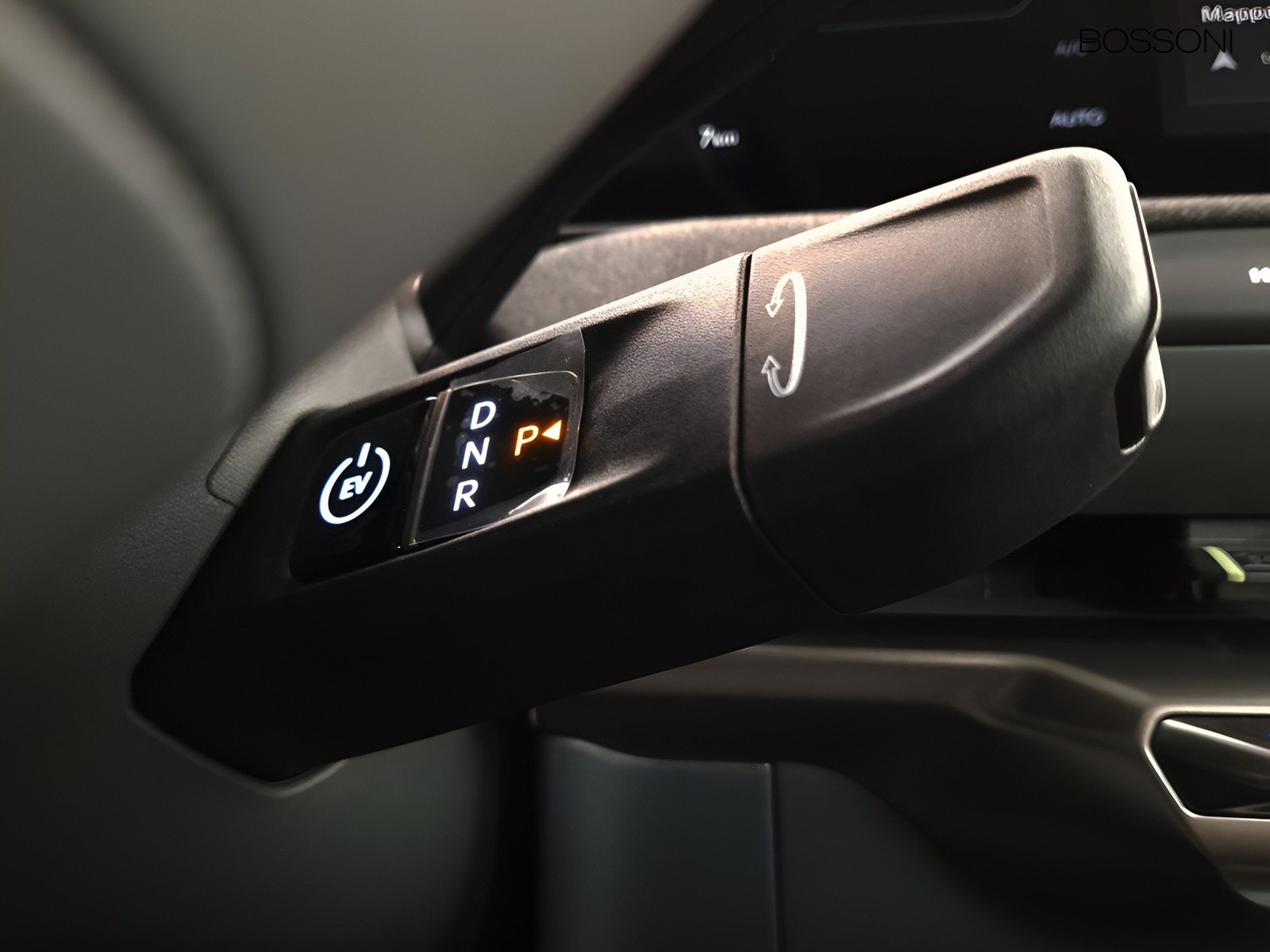 18 - Kia EV2 42,2 kwh earth