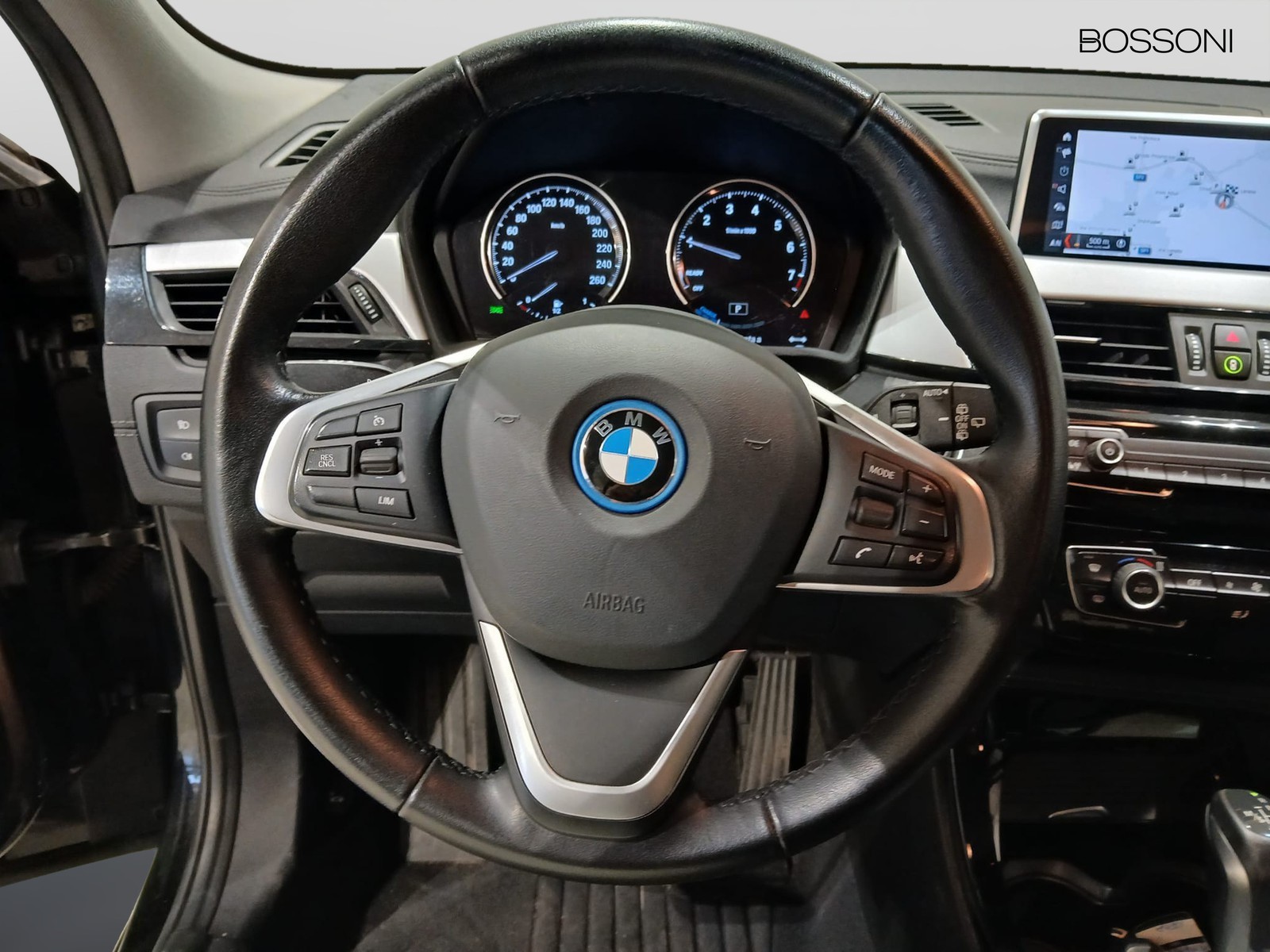 8 - BMW X2 25e xdrive business x steptronic