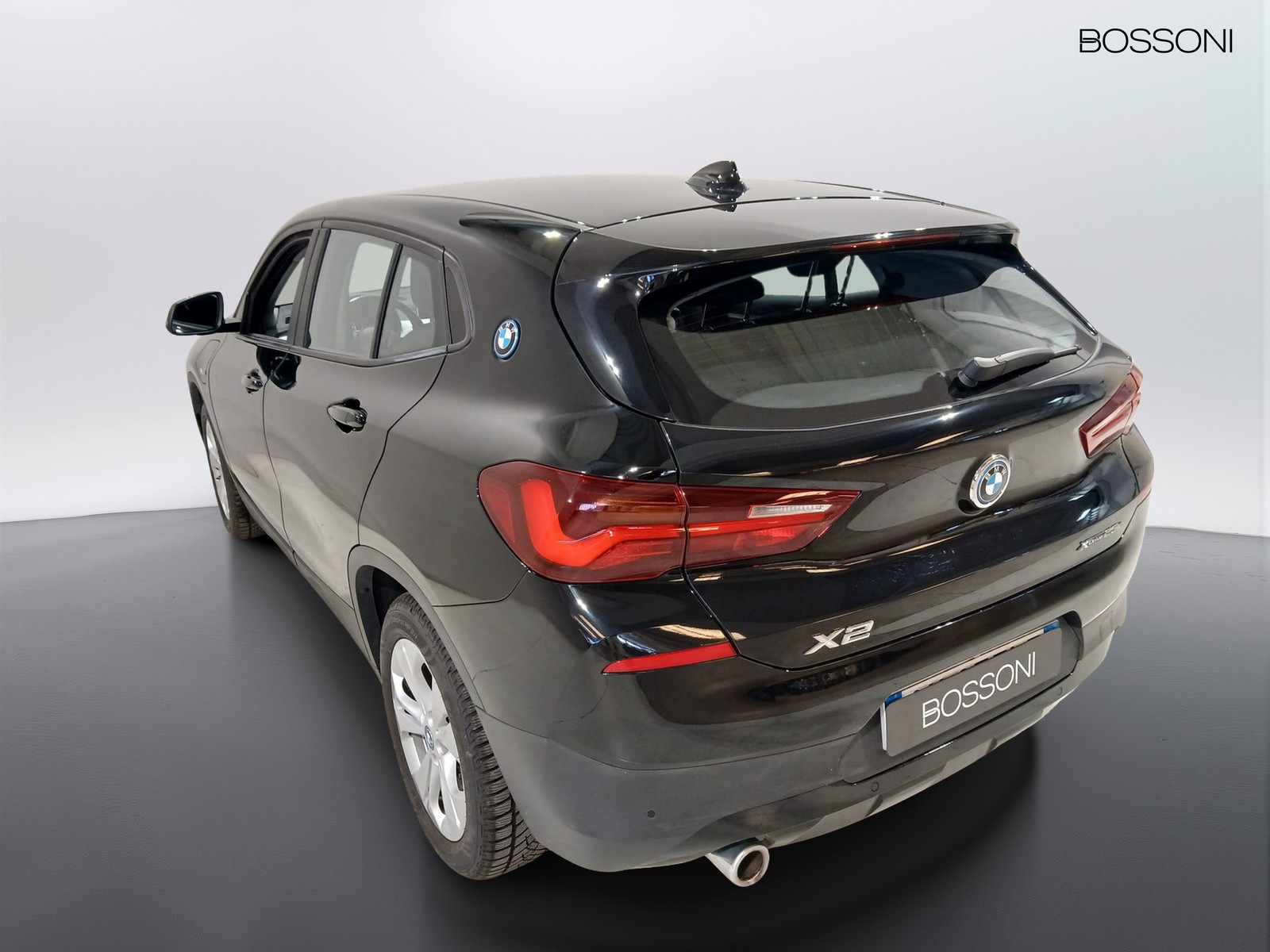 26 - BMW X2 25e xdrive business x steptronic