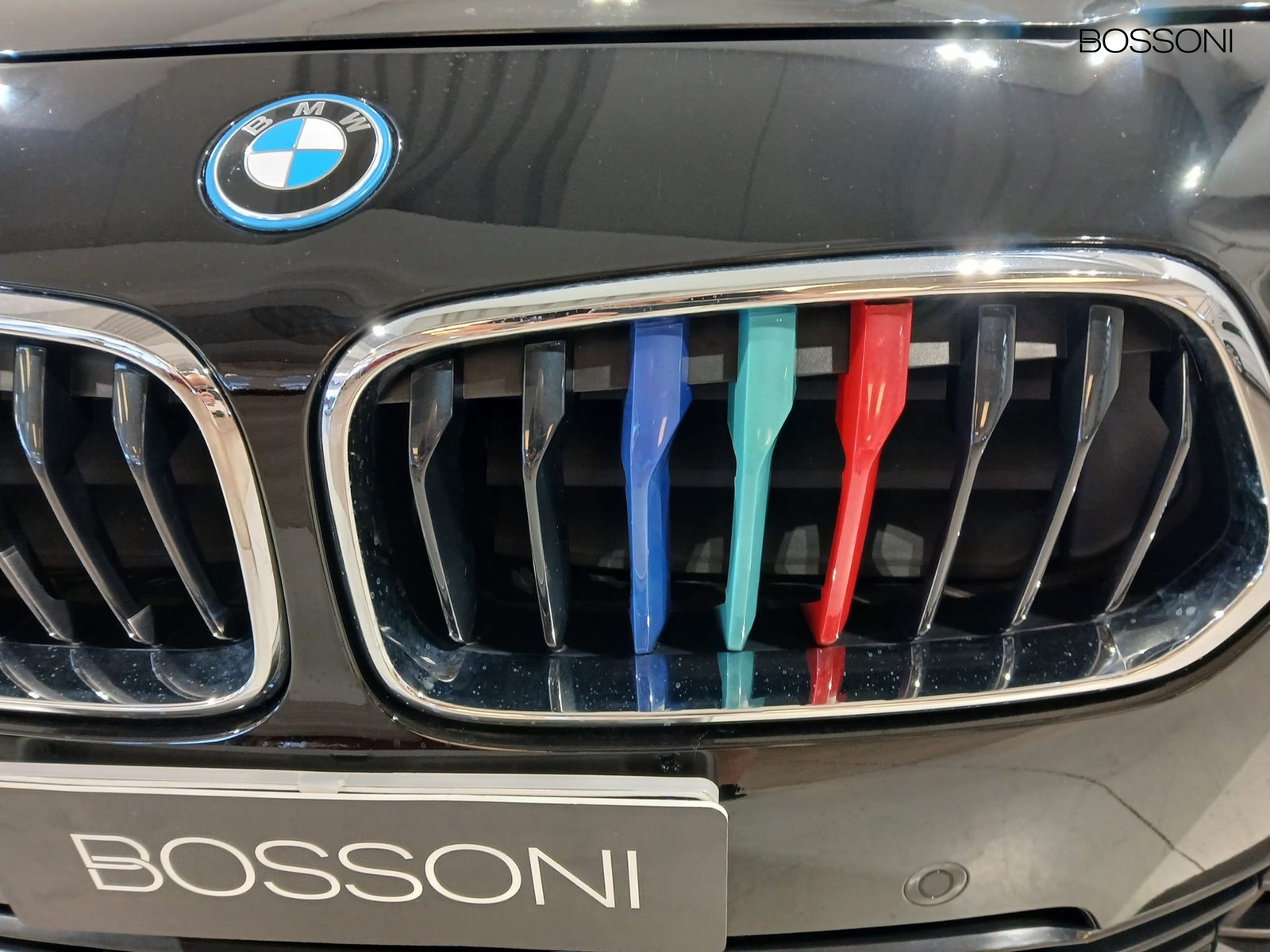 29 - BMW X2 25e xdrive business x steptronic