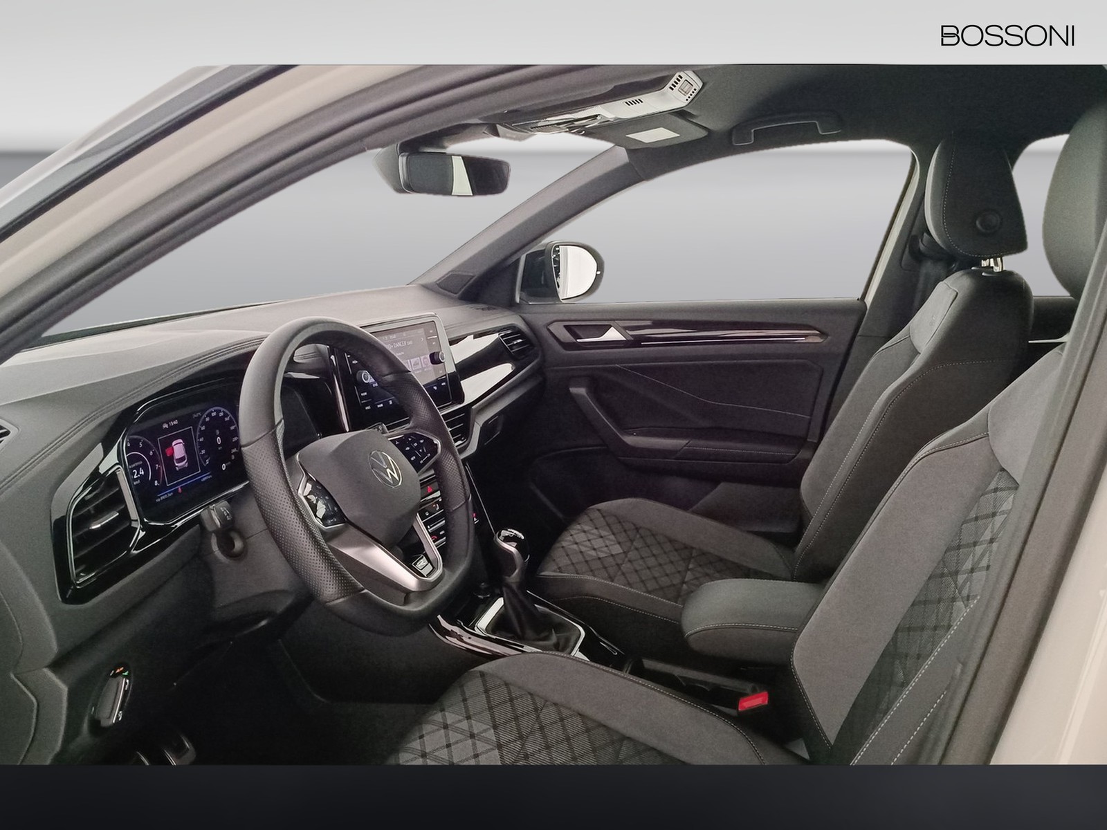 21 - Volkswagen T-Roc 1.0 tsi 110cv r line