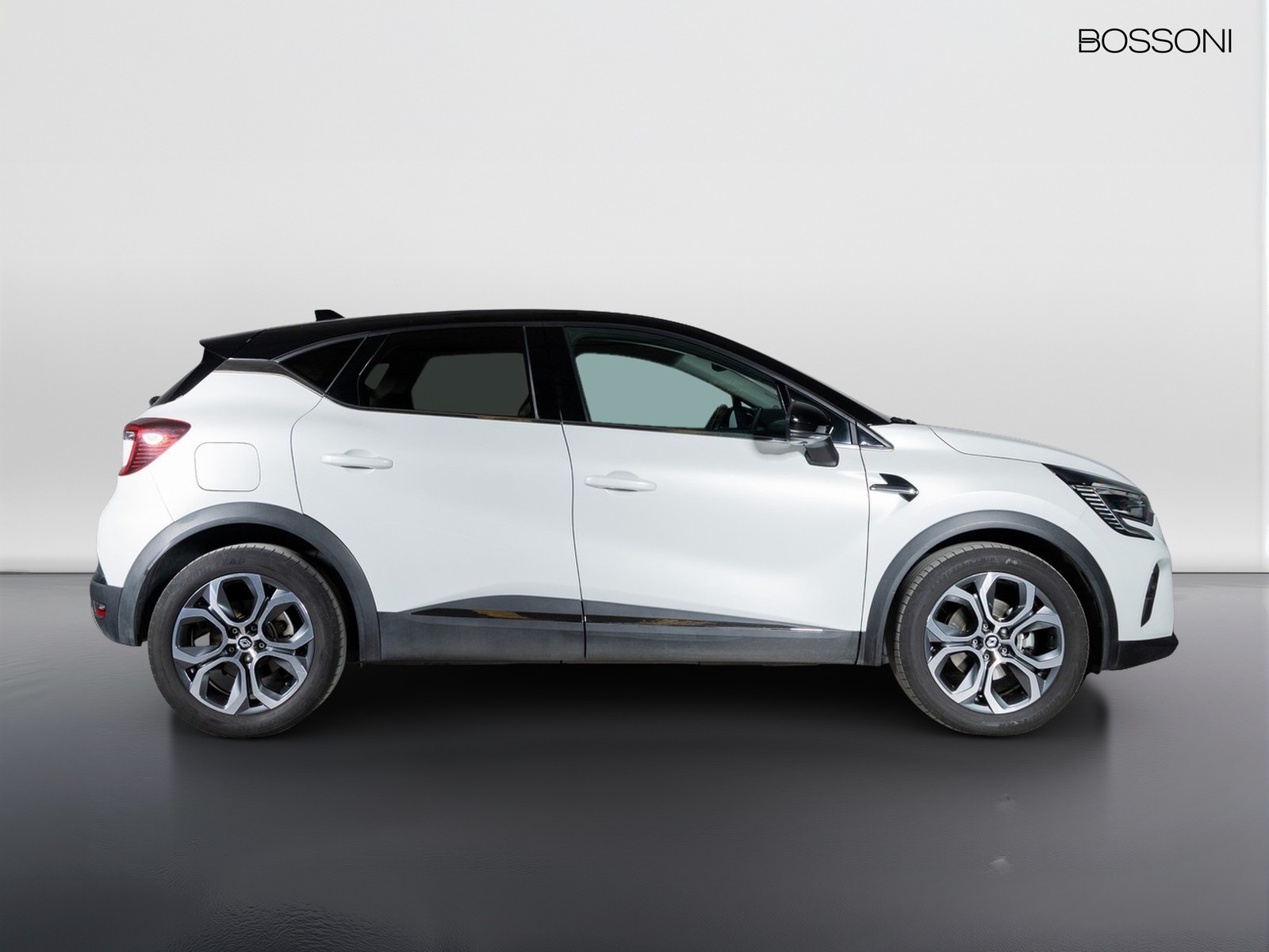 3 - Renault Captur 1.6 e-tech plug-in hybrid 160cv intens auto my21
