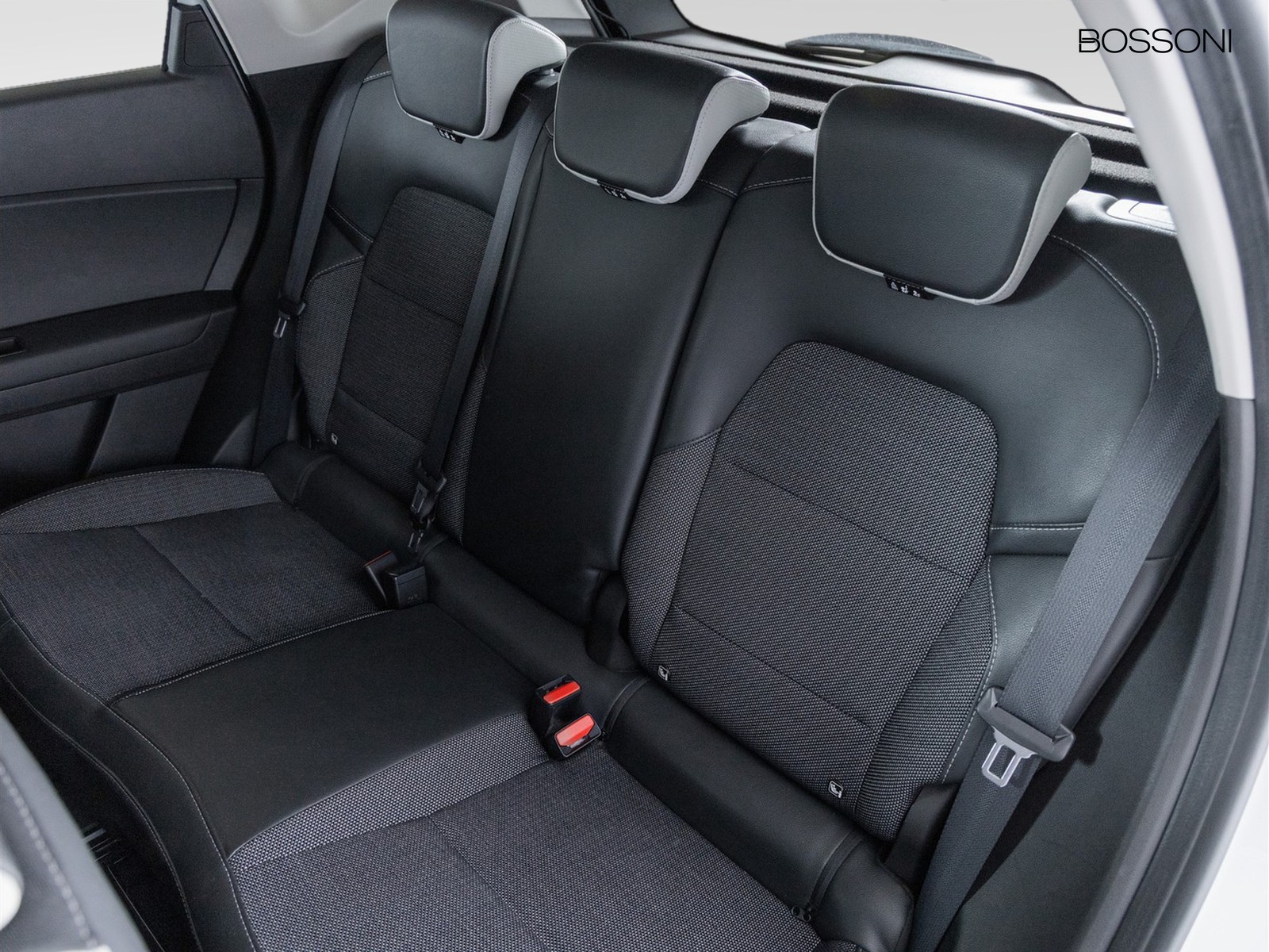 9 - Renault Captur 1.6 e-tech plug-in hybrid 160cv intens auto my21