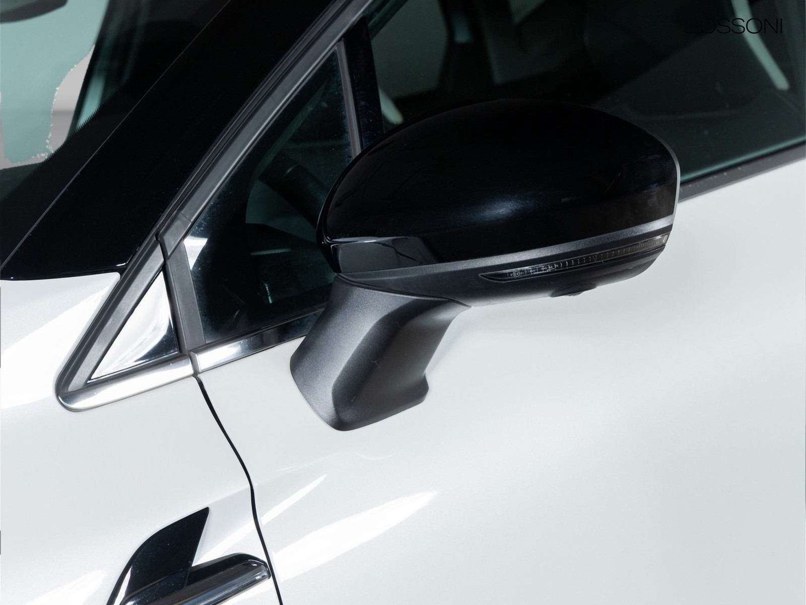 15 - Renault Captur 1.6 e-tech plug-in hybrid 160cv intens auto my21