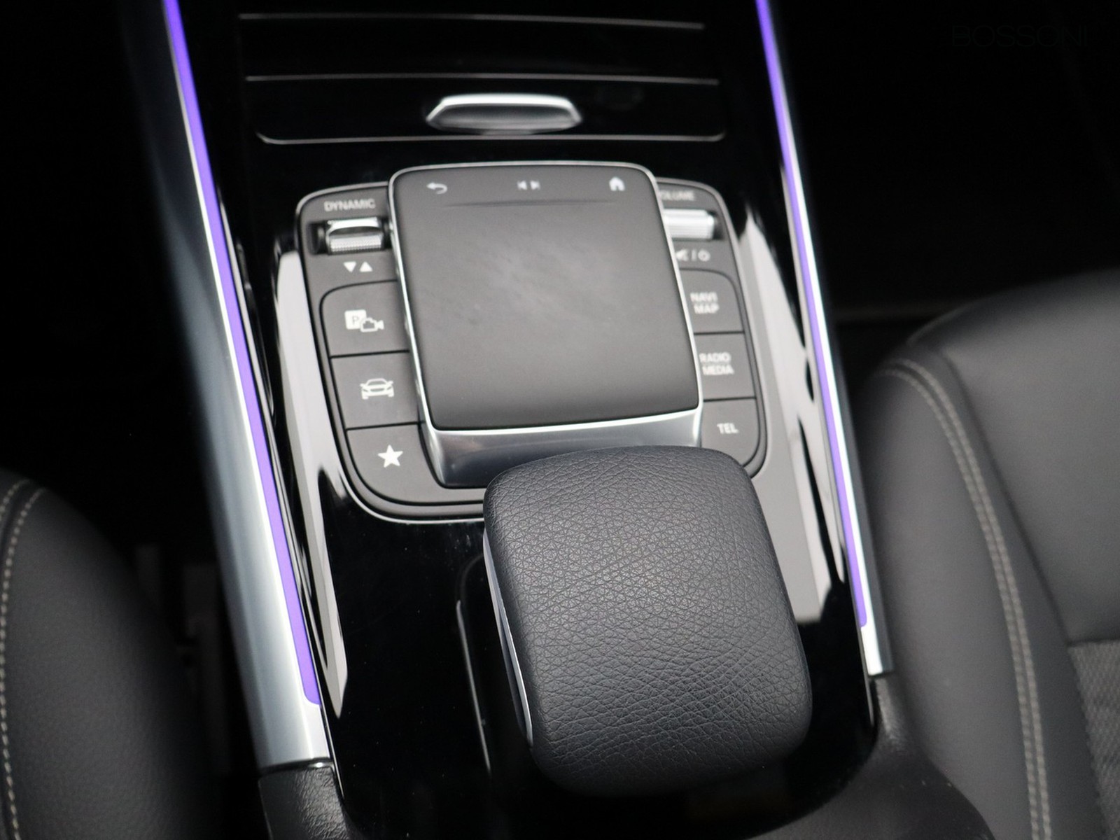 14 - Mercedes EQA 250+ sport plus