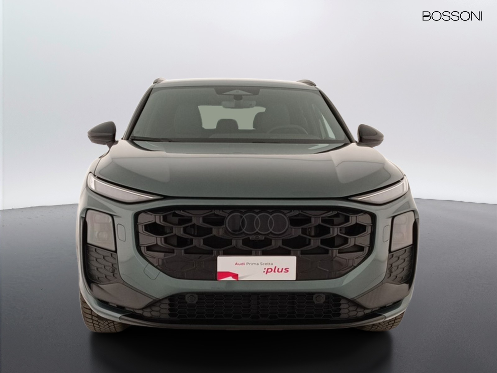 2 - Audi Q3 1.5 tfsi mhev 150cv s line edition