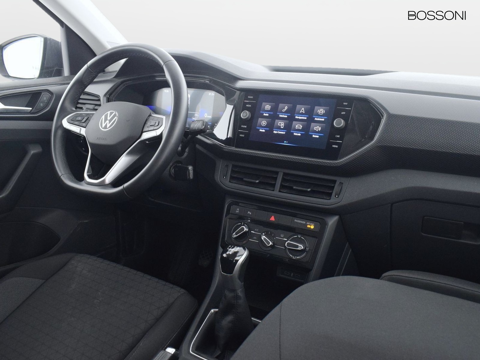 6 - Volkswagen T-Cross 1.0 tsi 95cv style