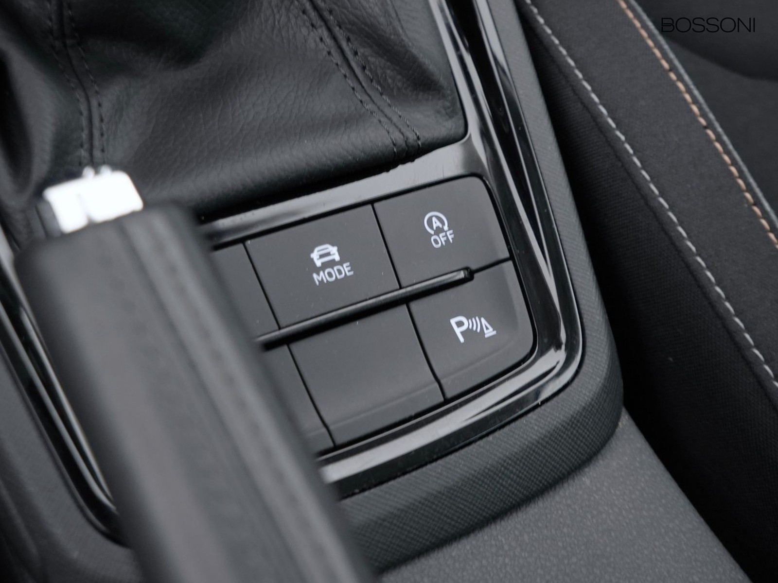 23 - Skoda Kamiq 1.0 tsi 115cv black dots dsg