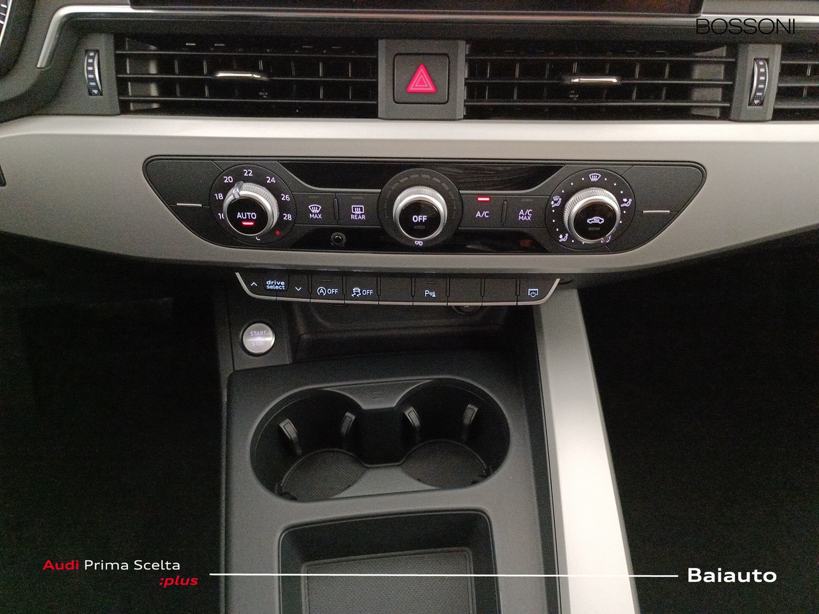 11 - Audi A4 avant 40 2.0 tdi mhev 204cv business quattro s tronic