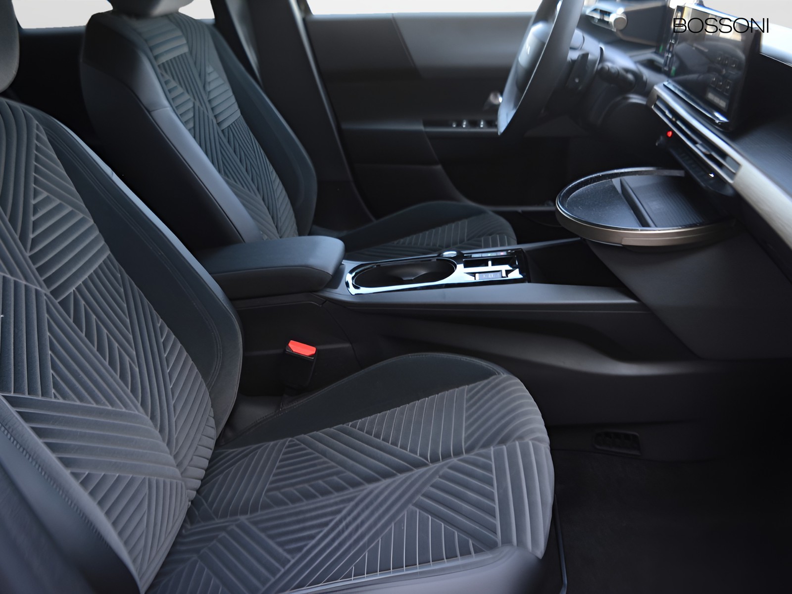 5 - Lancia Ypsilon 1.2 mhev 110cv lx e-dct