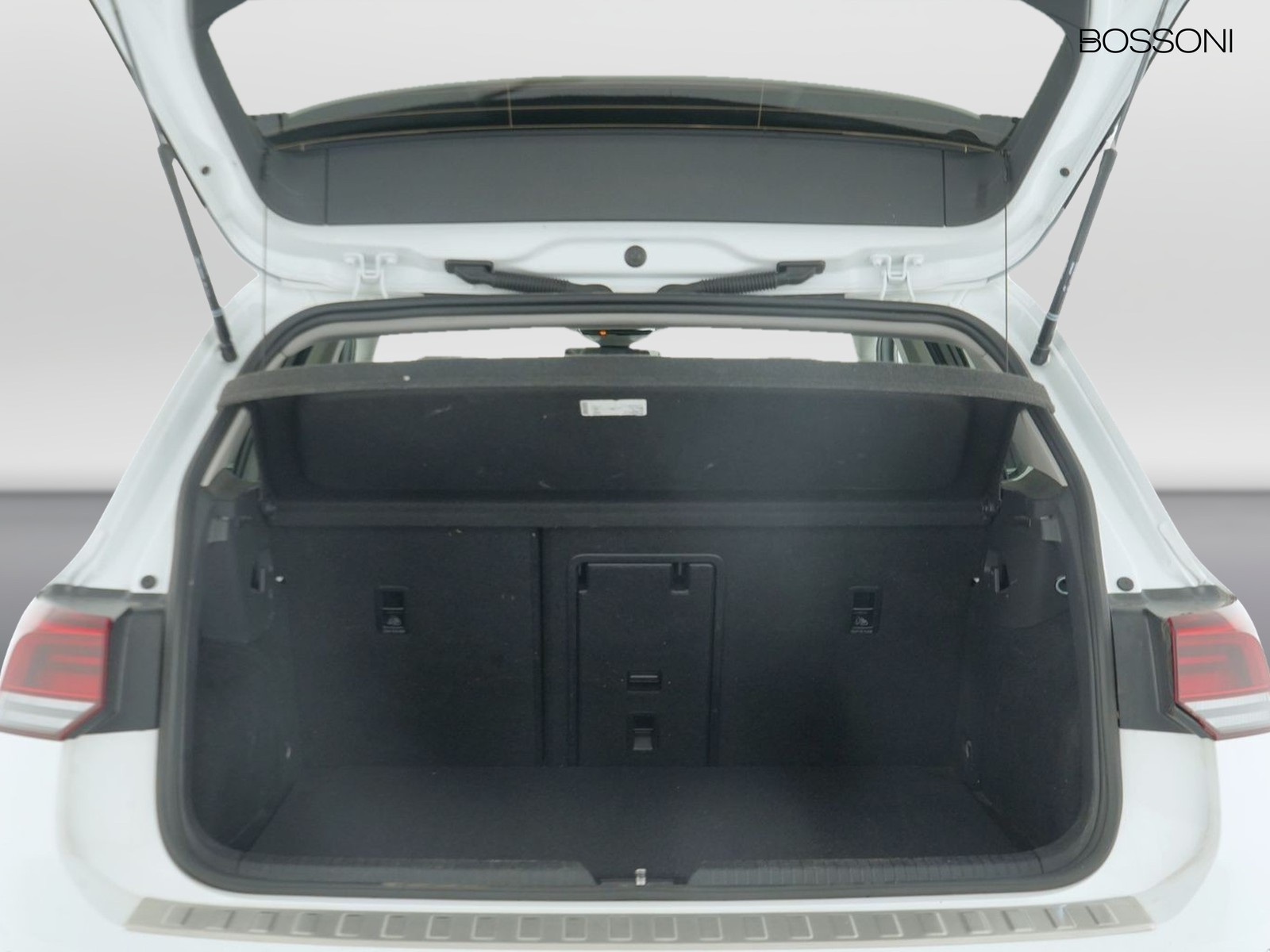 10 - Volkswagen Golf 2.0 tdi scr 115cv style dsg