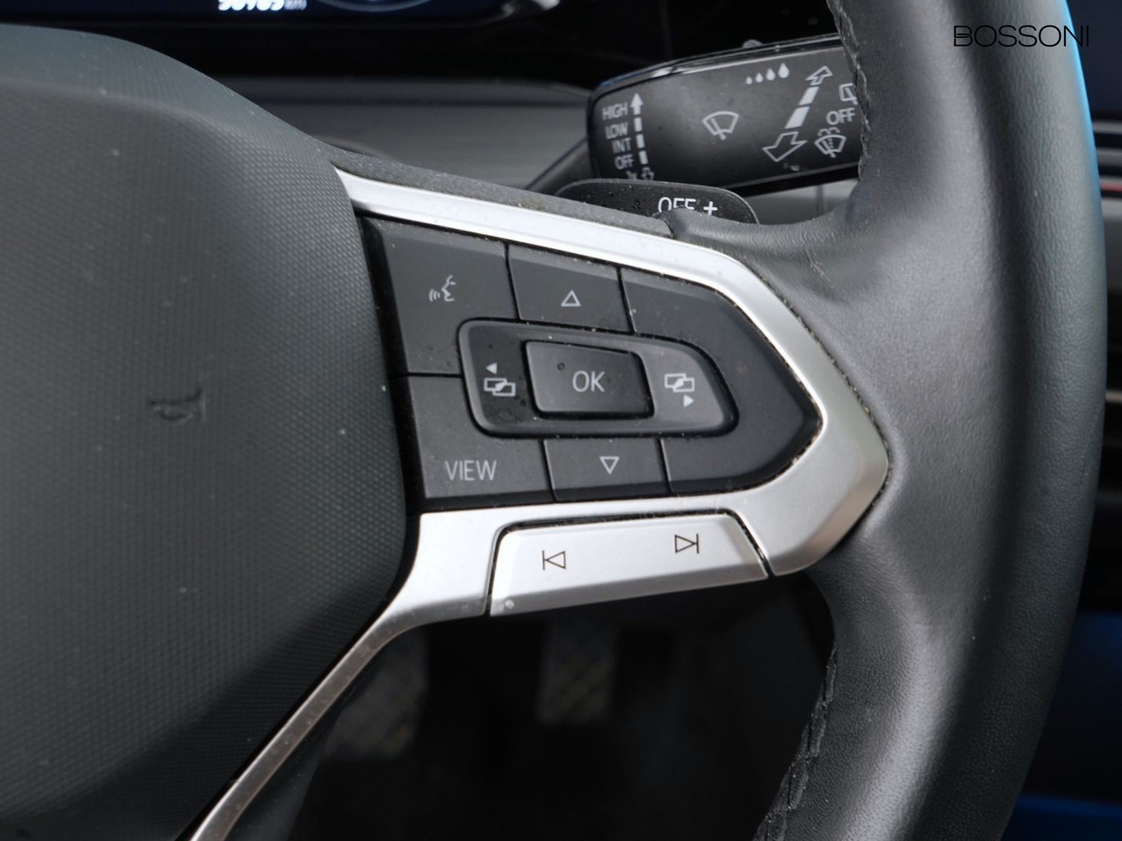 27 - Volkswagen Golf 2.0 tdi scr 115cv style dsg