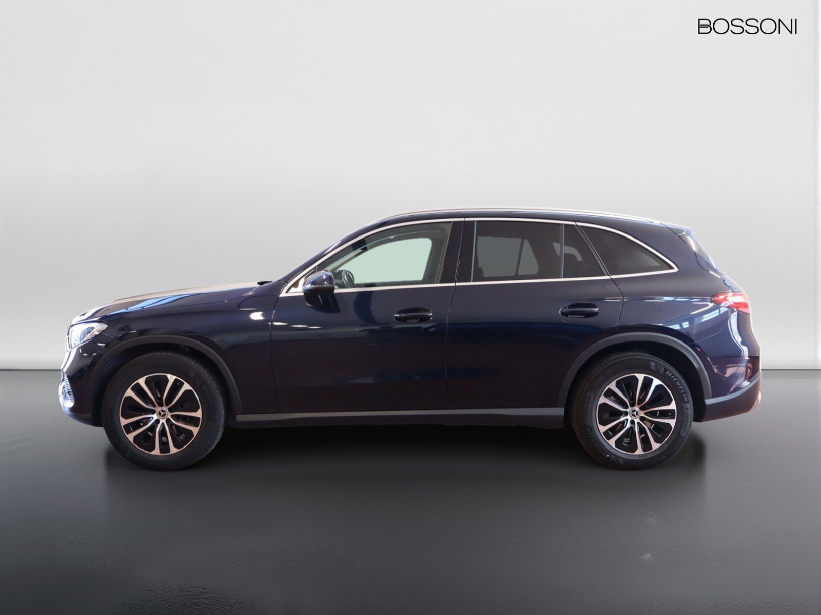 3 - Mercedes GLC suv 220 d advanced 4matic 9g-tronic