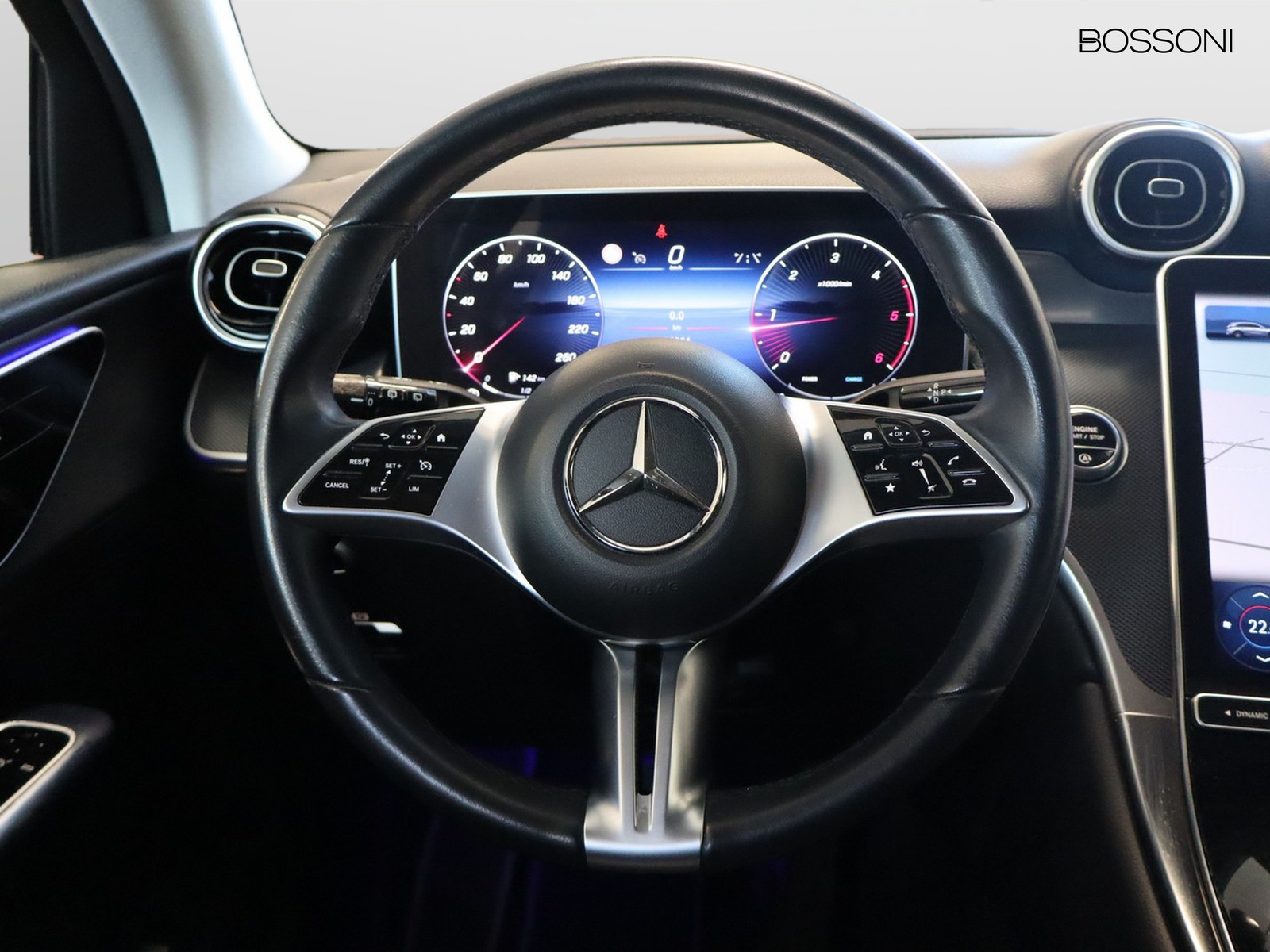 16 - Mercedes GLC suv 220 d advanced 4matic 9g-tronic