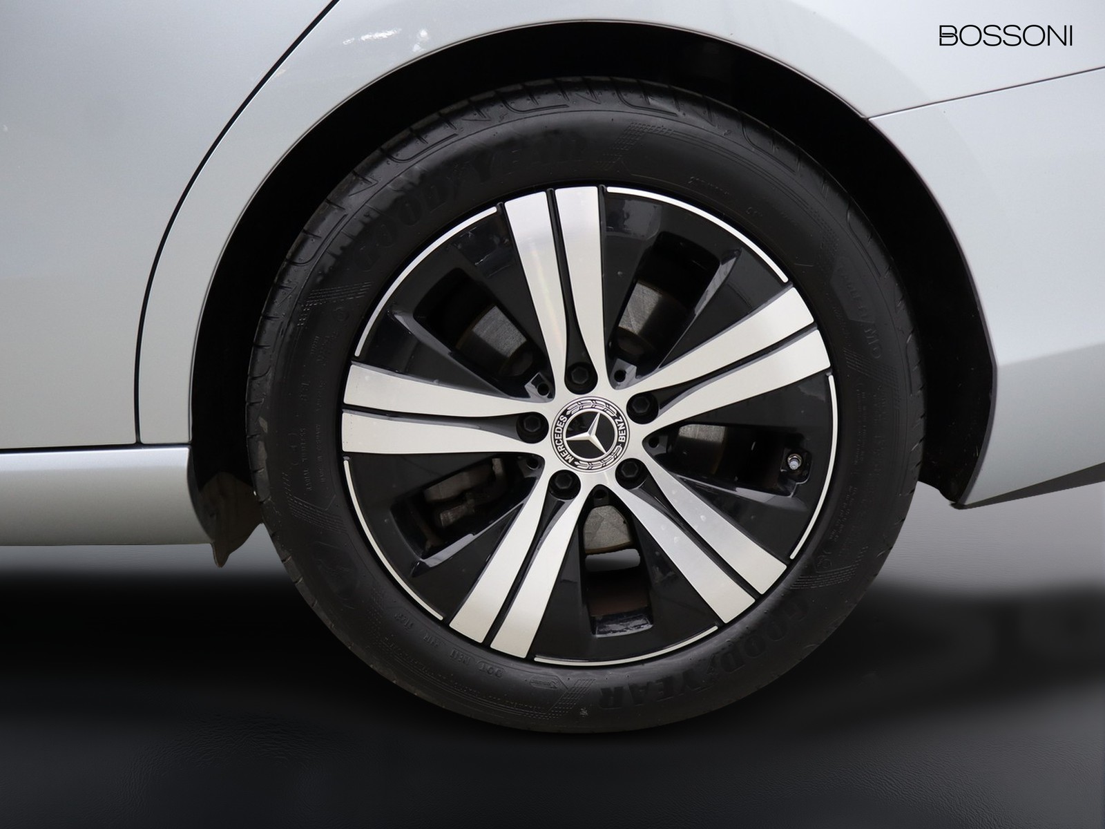 4 - Mercedes Classe C station wagon 200 d mild hybrid advanced 9g-tronic
