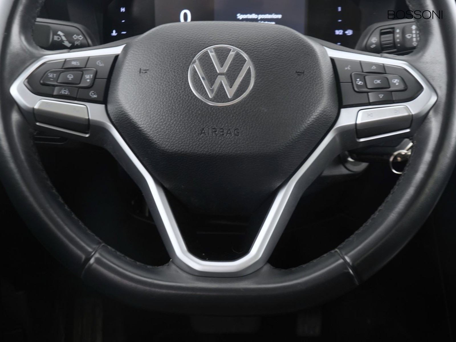 16 - Volkswagen VIC Amarok 2.0 tdi life 4motion