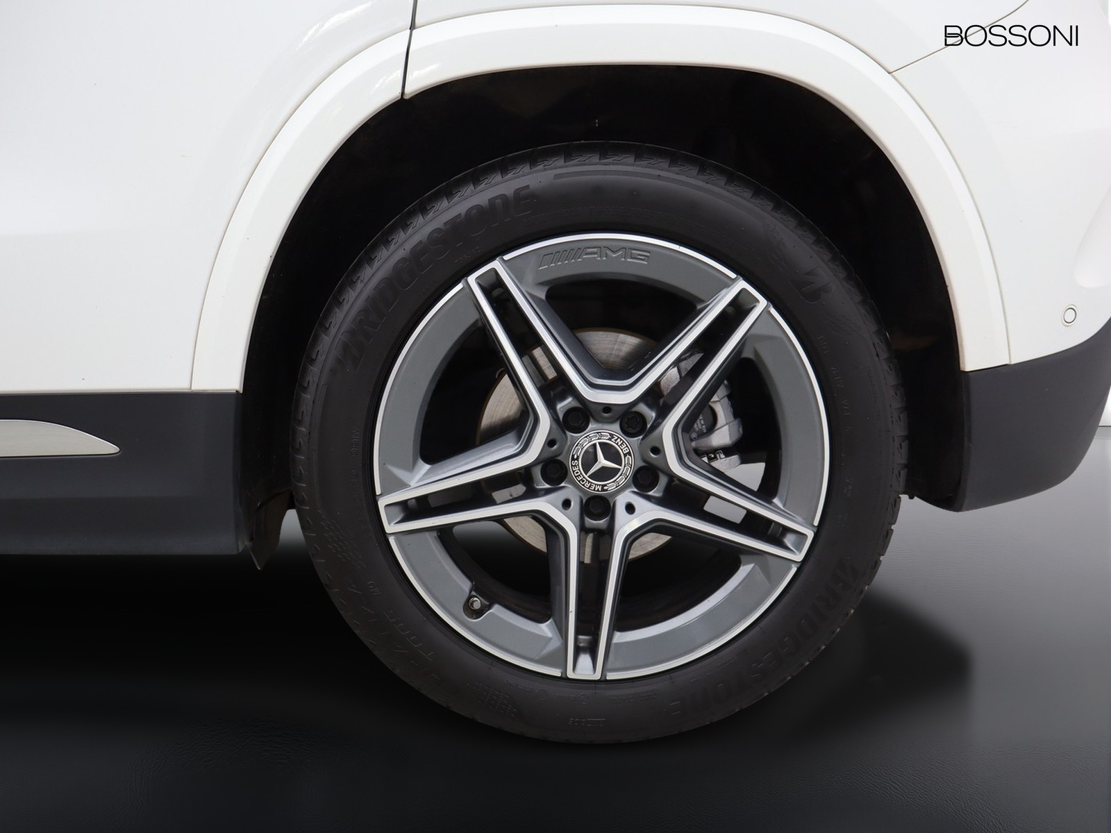 4 - Mercedes GLA 200 d amg line advanced plus 8g-dct