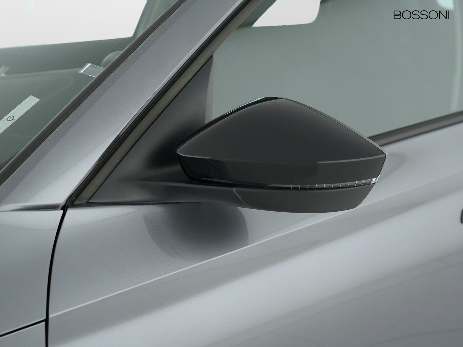 38 - Skoda Kamiq 1.0 tsi 115cv black dots dsg
