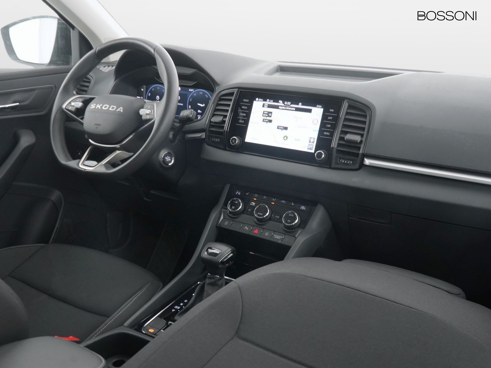 6 - Skoda Karoq 2.0 tdi evo scr 150cv executive dsg