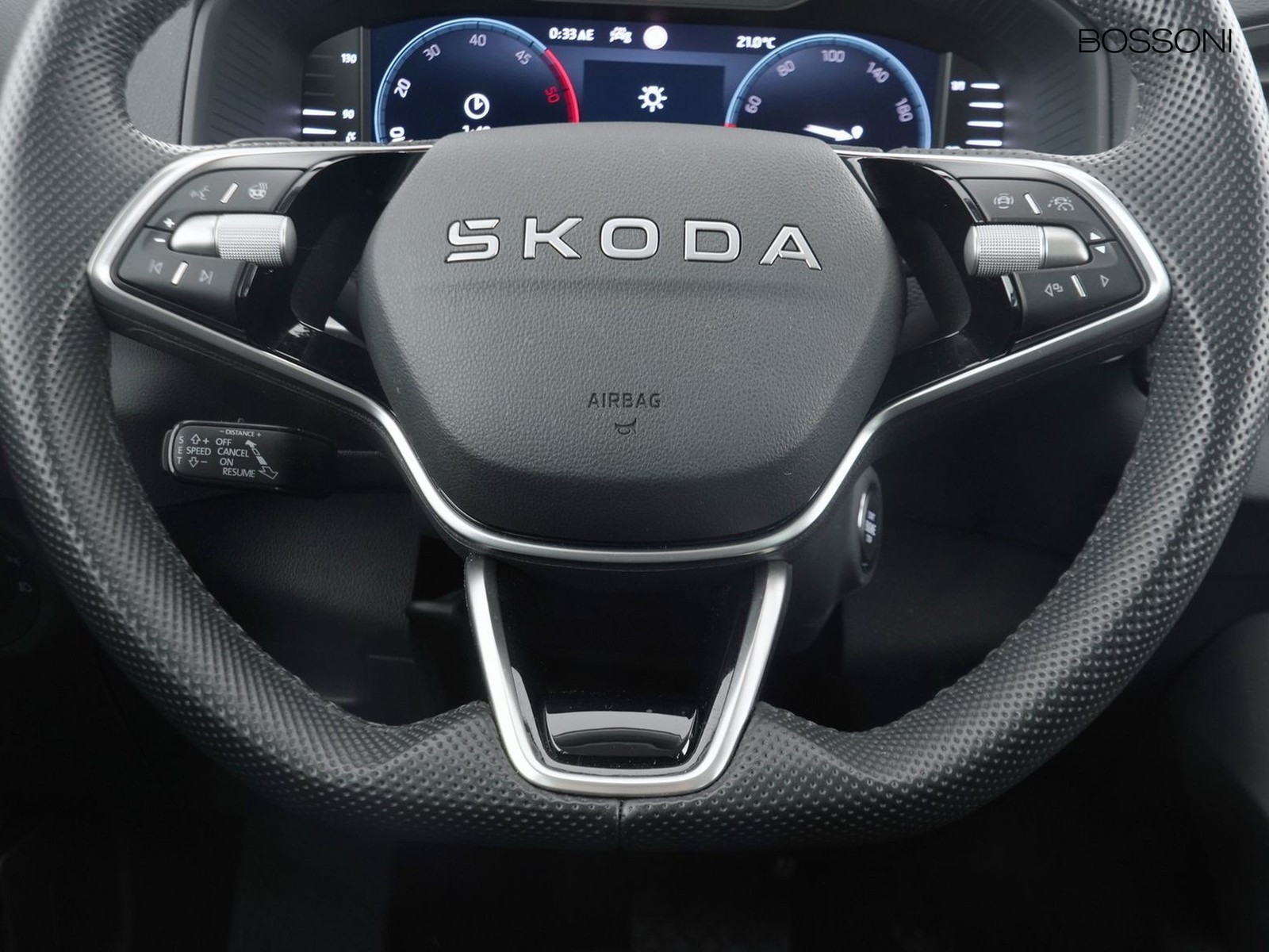 15 - Skoda Karoq 2.0 tdi evo scr 150cv executive dsg