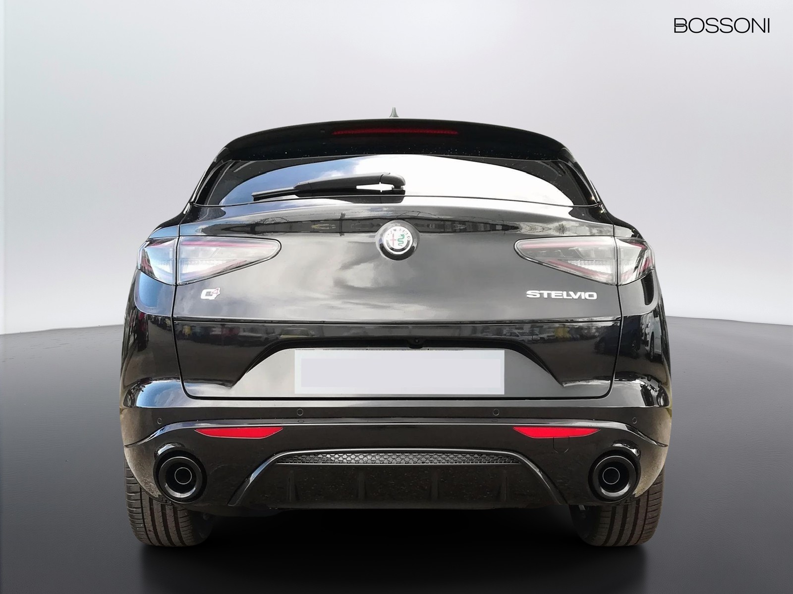 5 - Alfa Romeo Stelvio 2.2 turbo 210cv veloce q4 at8