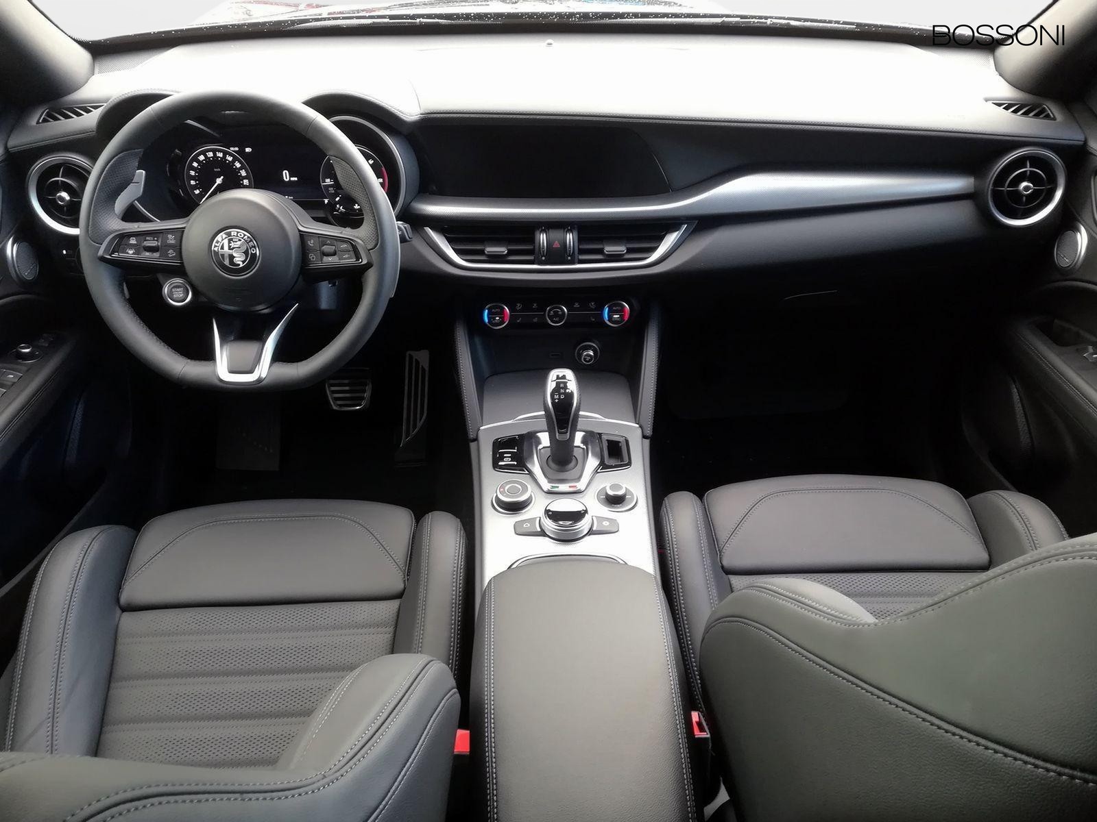 8 - Alfa Romeo Stelvio 2.2 turbo 210cv veloce q4 at8