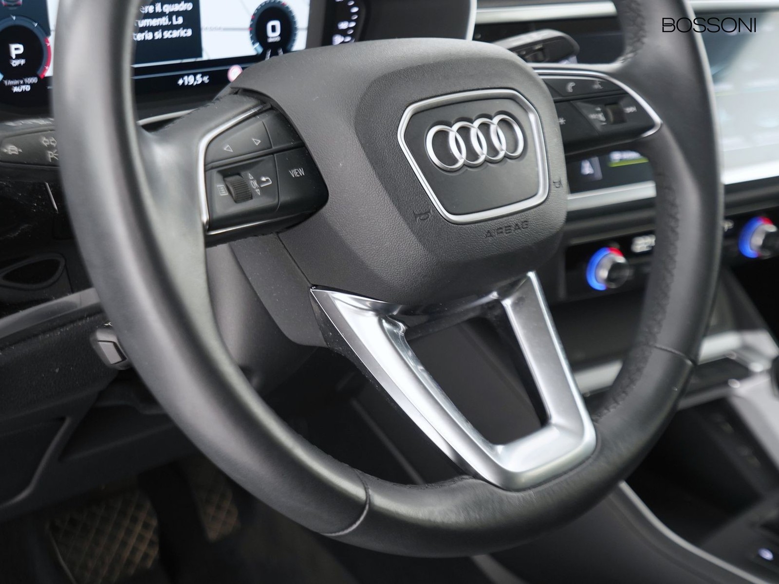 24 - Audi Q3 sportback 35 2.0 tdi s line edition s tronic