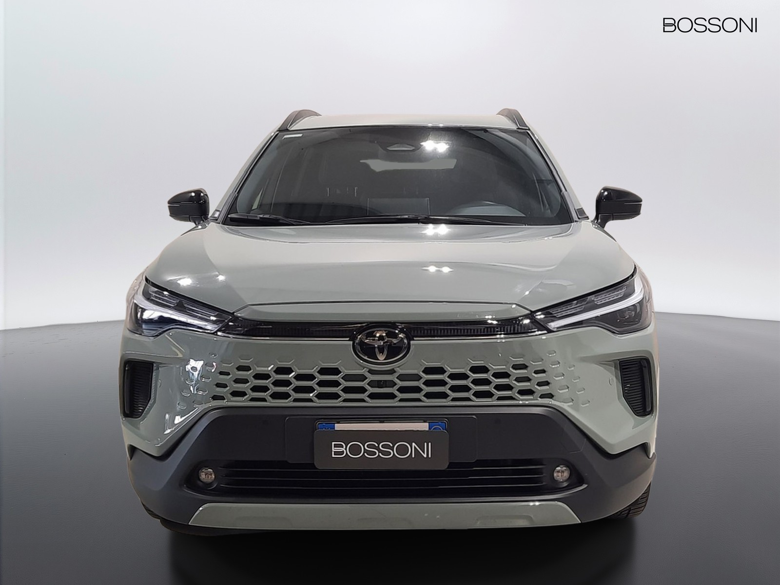 2 - Toyota Corolla Cross 1.8 hybrid 200 premium awd-i e-cvt