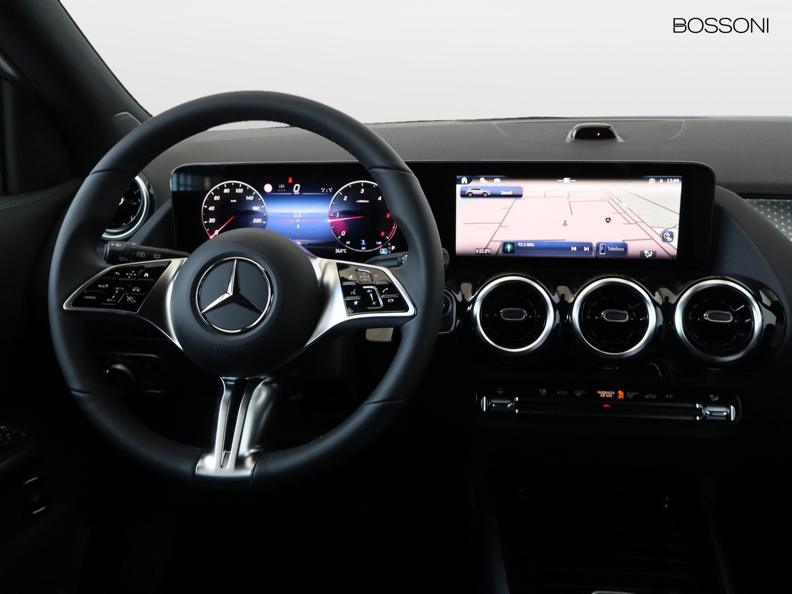 12 - Mercedes GLA 200 d progressive extra 8g-dct