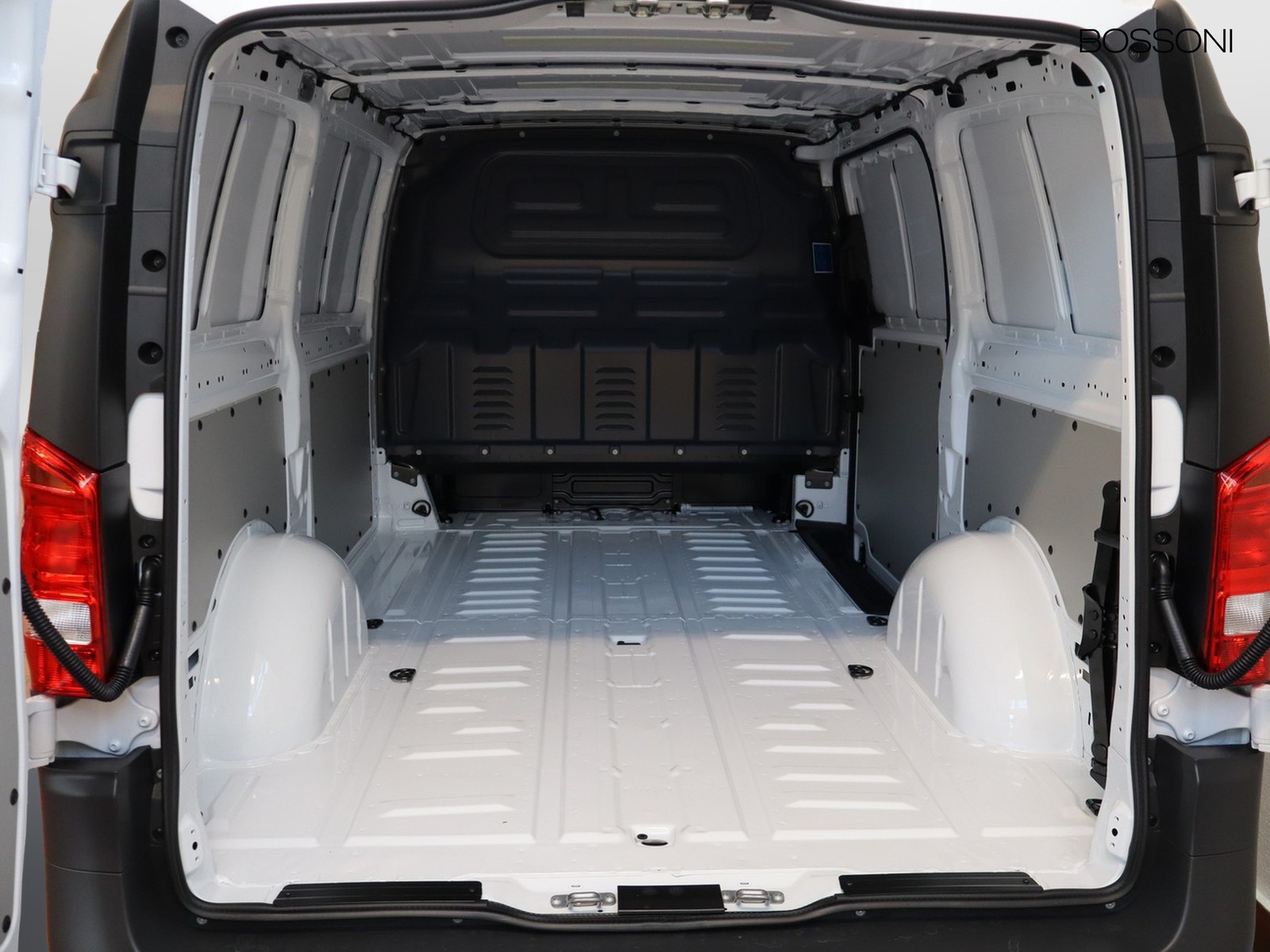 14 - Mercedes Vans Vito furgone 110 cdi long pro