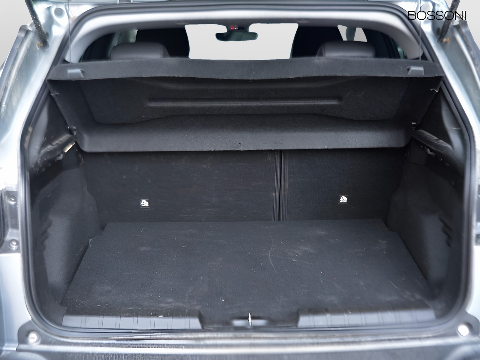 14 - Jeep Avenger 1.2 turbo 100cv summit fwd