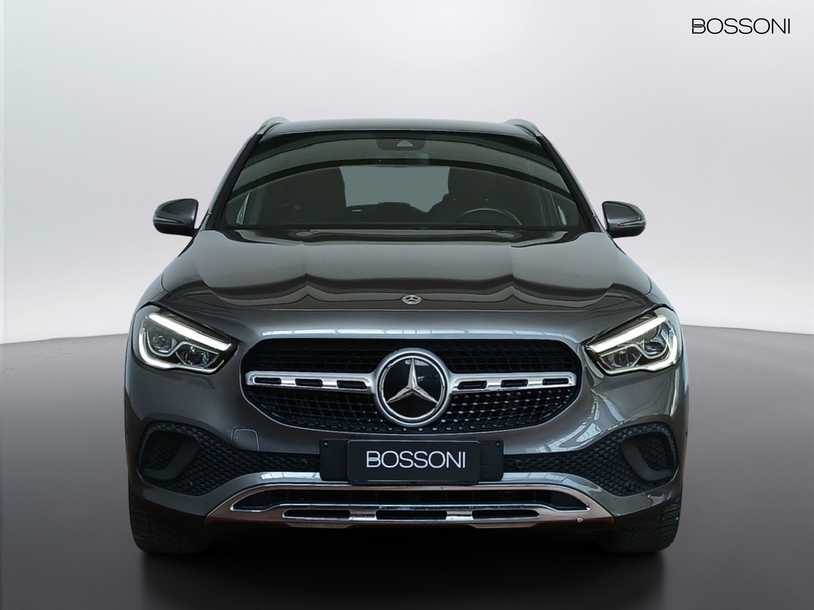 2 - Mercedes GLA 200 d sport plus 8g-dct
