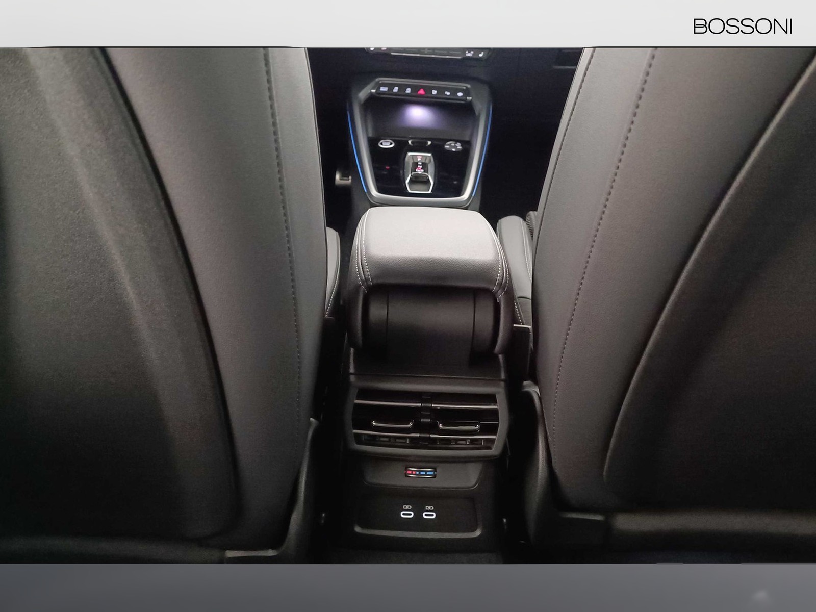 39 - Audi A3 sedan 2.0 tdi 150cv s line edition s tronic