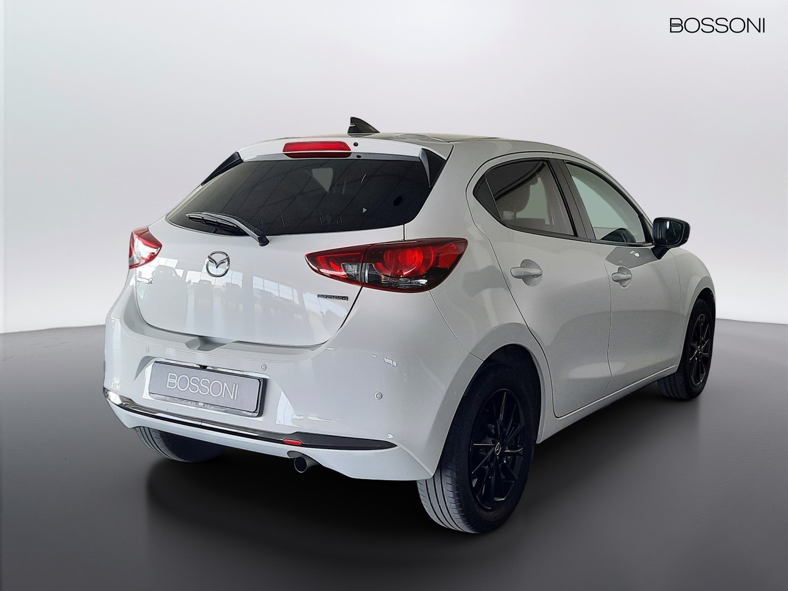 3 - Mazda 2 1.5 e-skyactiv g m hybrid 90cv homura