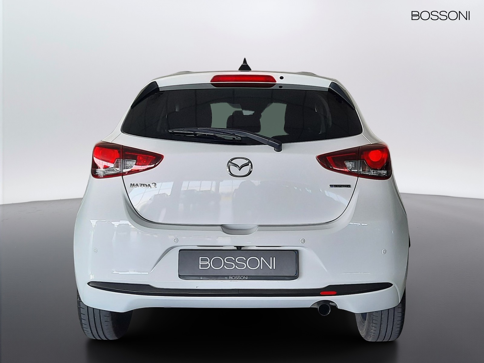 4 - Mazda 2 1.5 e-skyactiv g m hybrid 90cv homura