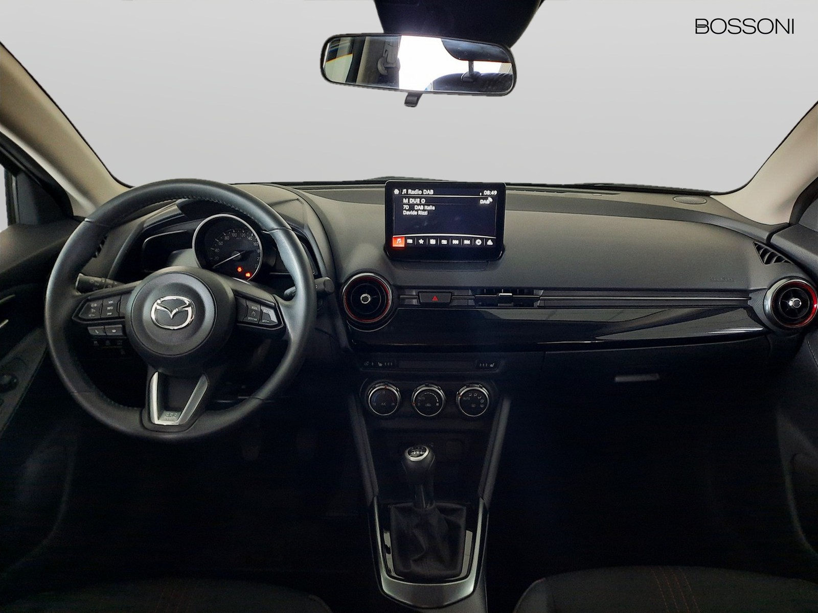 6 - Mazda 2 1.5 e-skyactiv g m hybrid 90cv homura