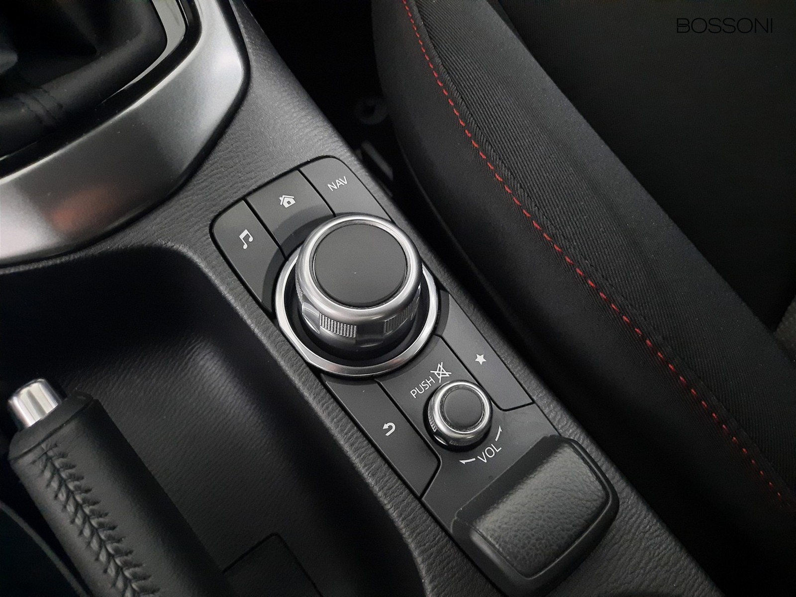 14 - Mazda 2 1.5 e-skyactiv g m hybrid 90cv homura