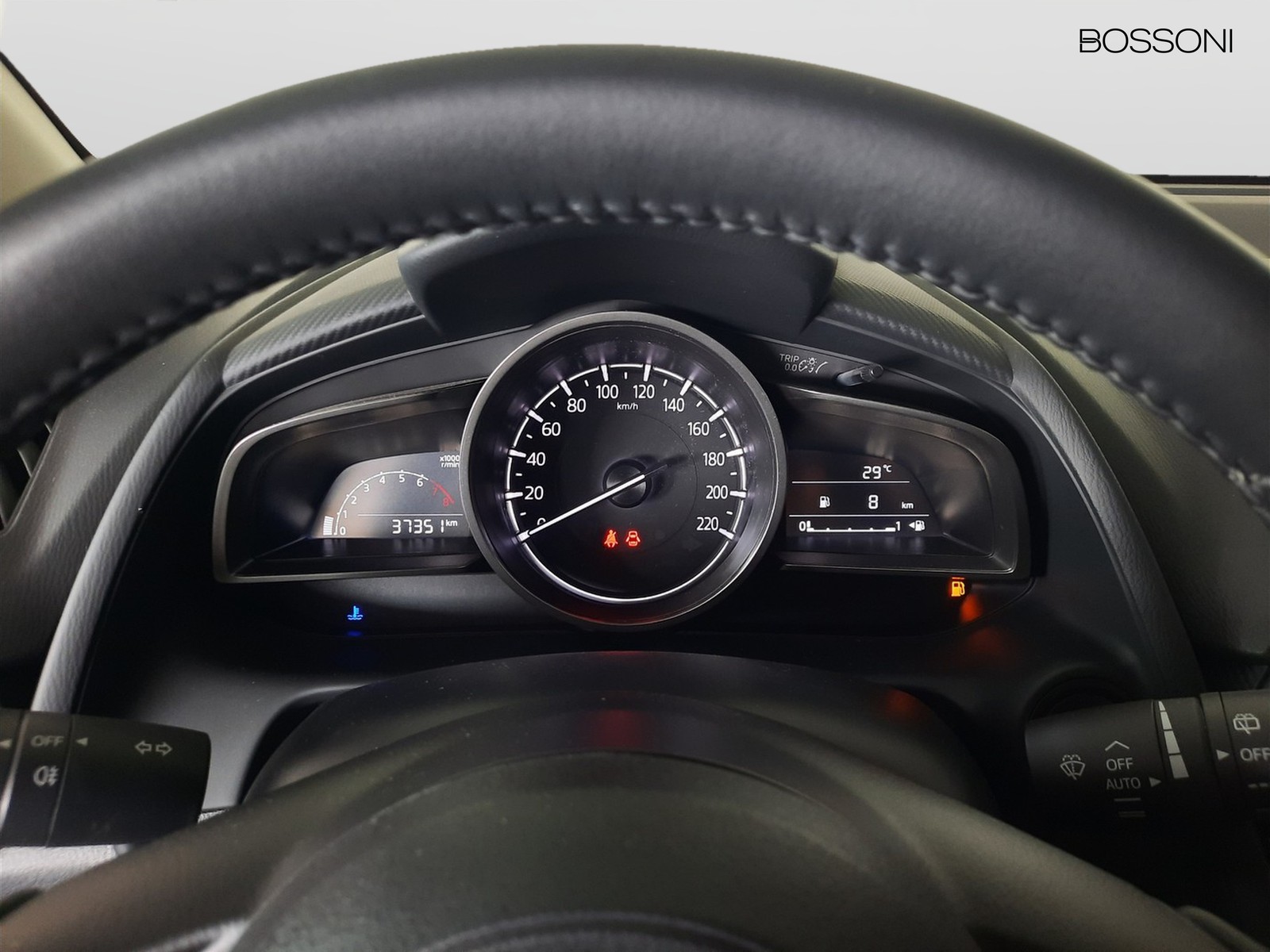 15 - Mazda 2 1.5 e-skyactiv g m hybrid 90cv homura