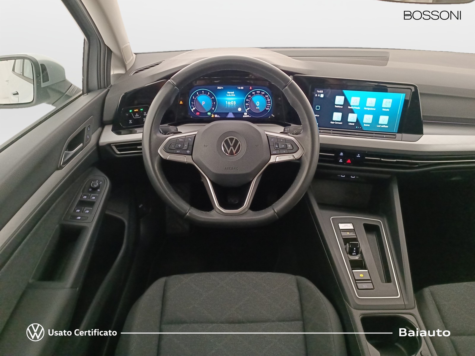 8 - Volkswagen Golf 1.5 tgi 130cv life dsg