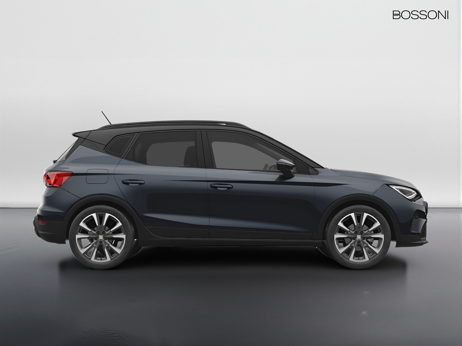 6 - SEAT Arona 1.0 ecotsi 95cv black edition