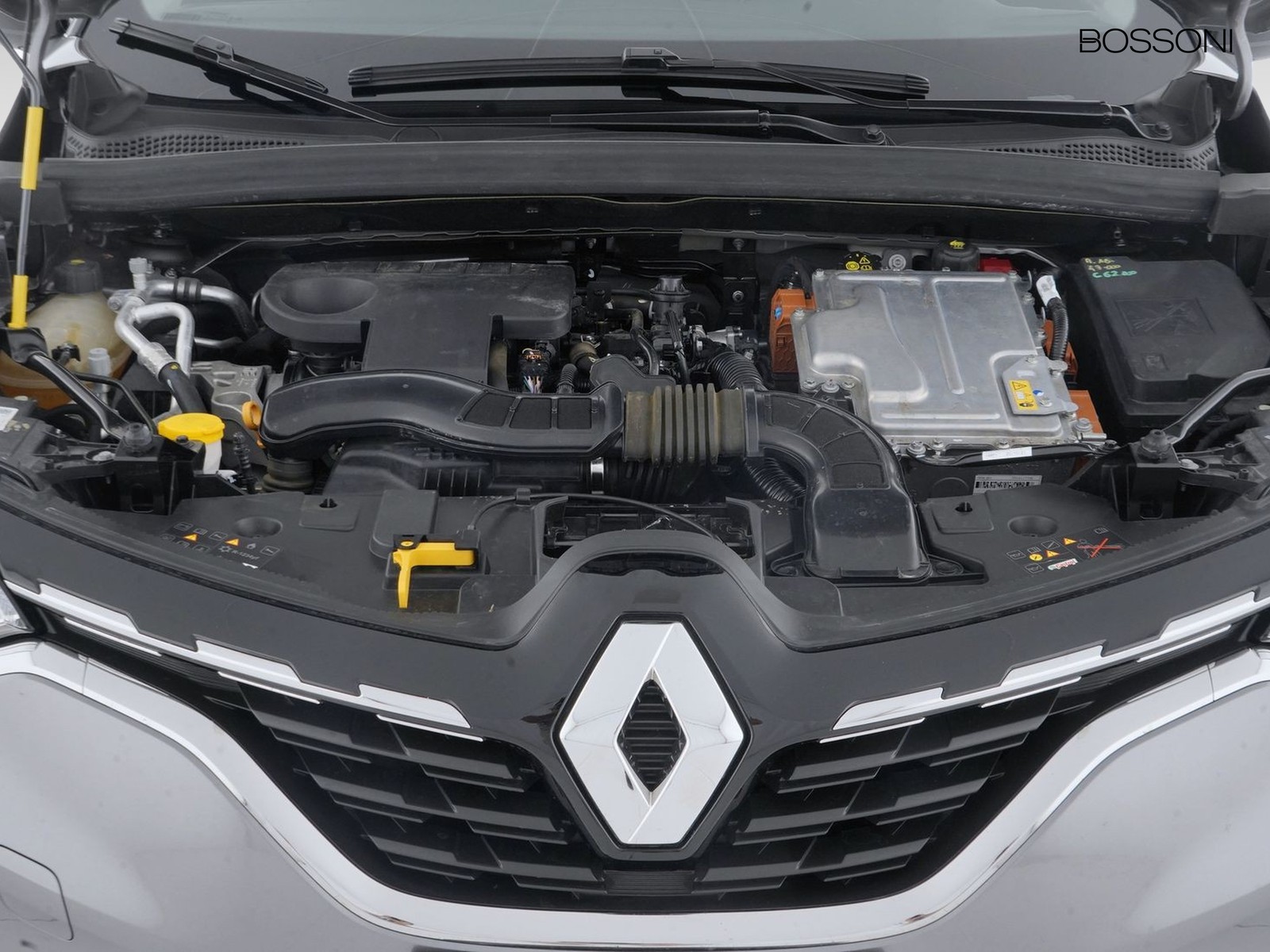 11 - Renault Captur 1.6 e-tech hybrid intens auto 145cv