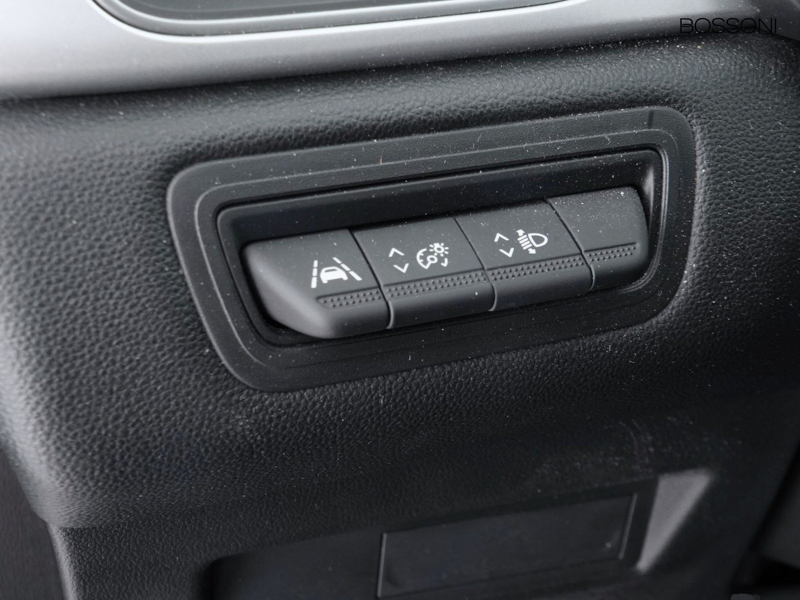 16 - Renault Captur 1.6 e-tech hybrid intens auto 145cv