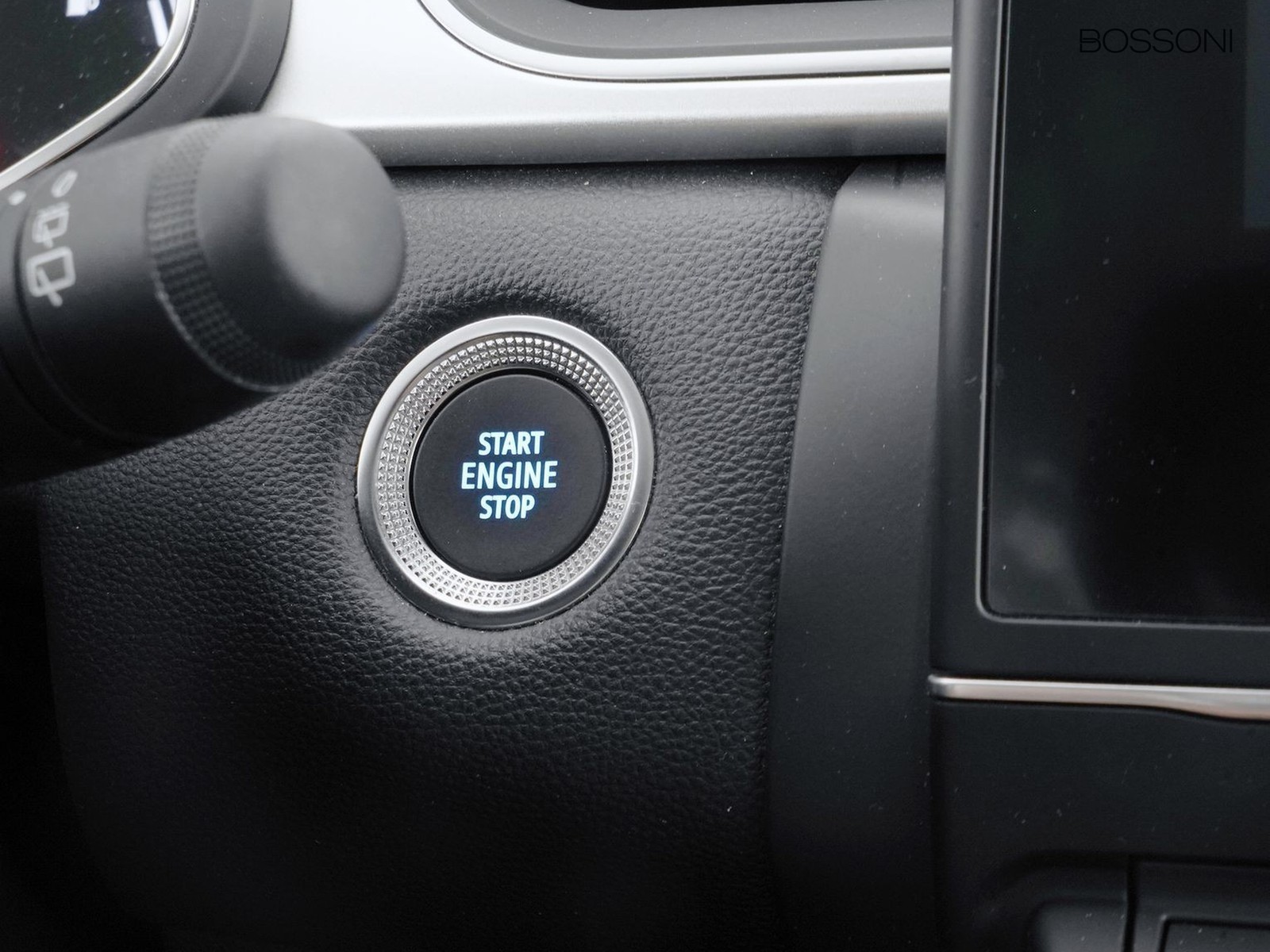 28 - Renault Captur 1.6 e-tech hybrid intens auto 145cv
