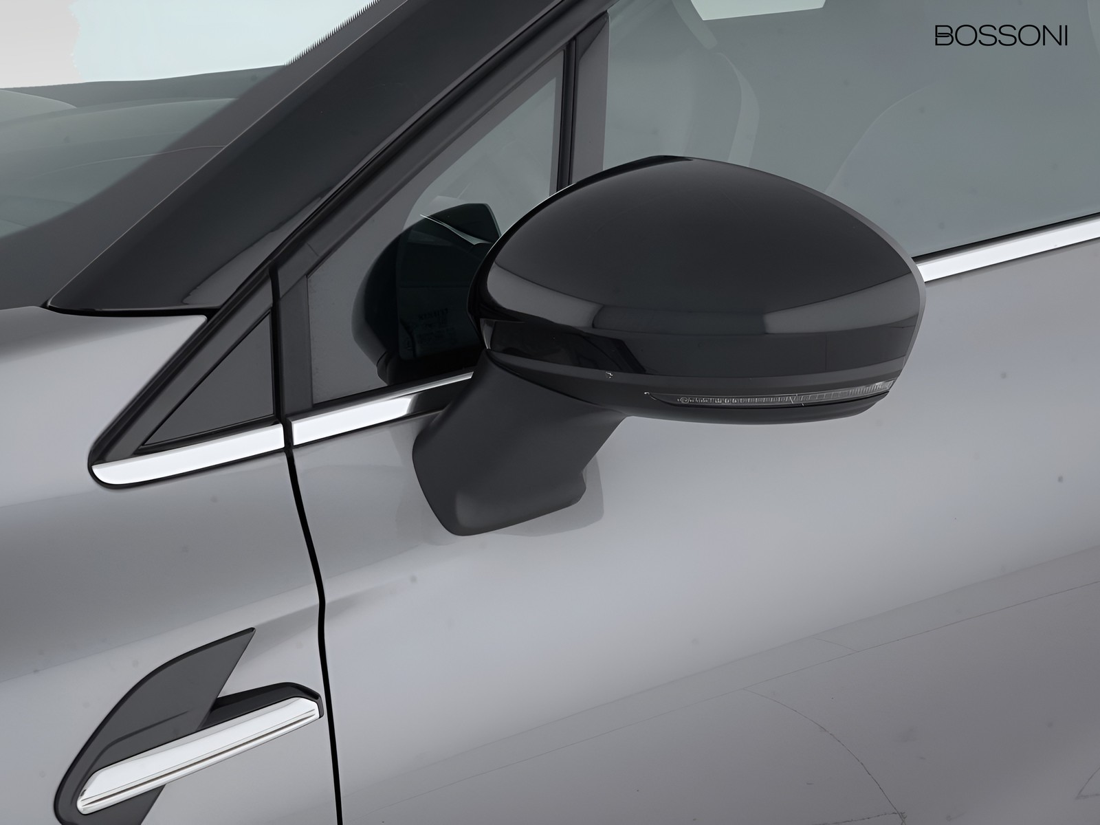 39 - Renault Captur 1.6 e-tech hybrid intens auto 145cv